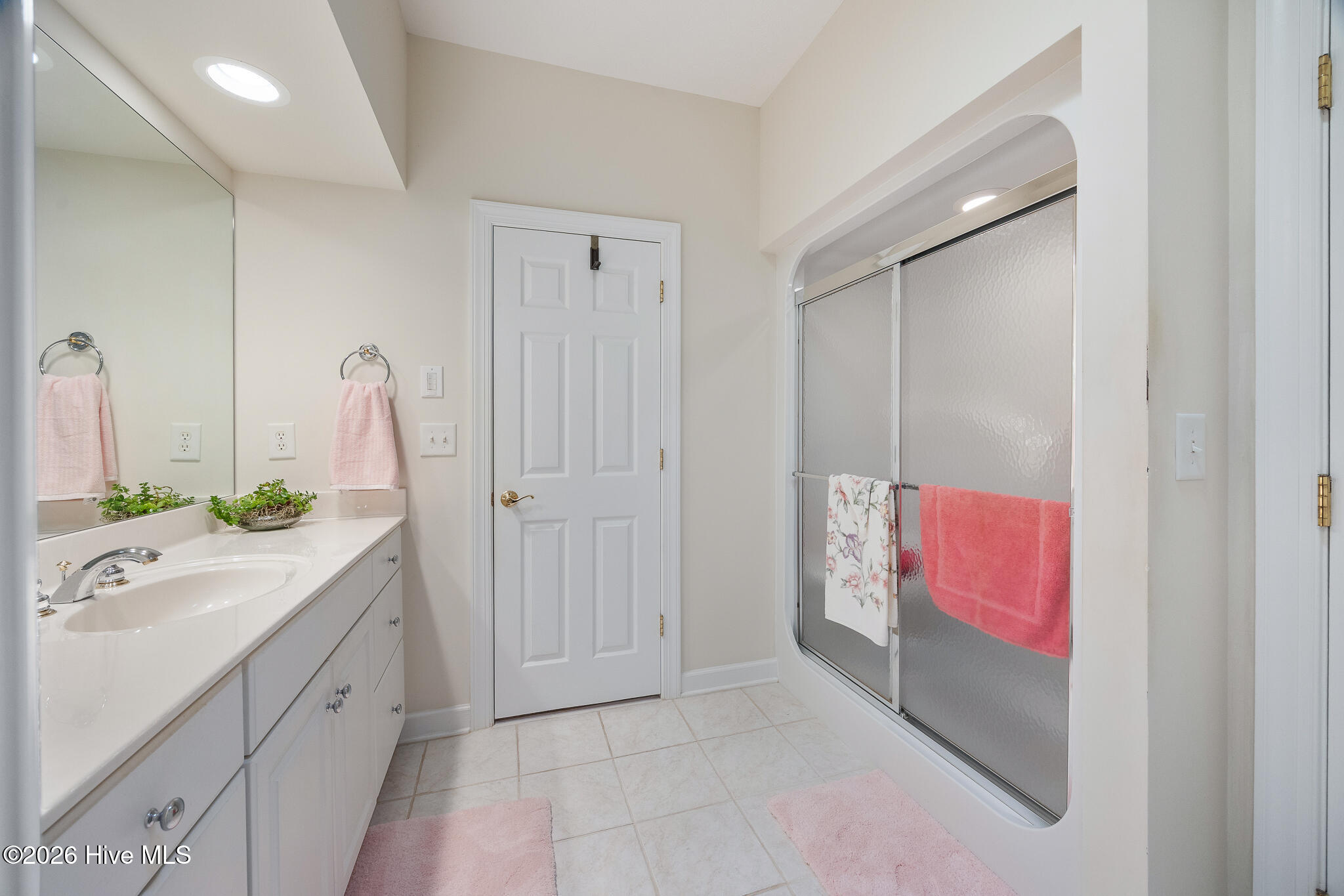 33 Winding Trail Property Photo 14