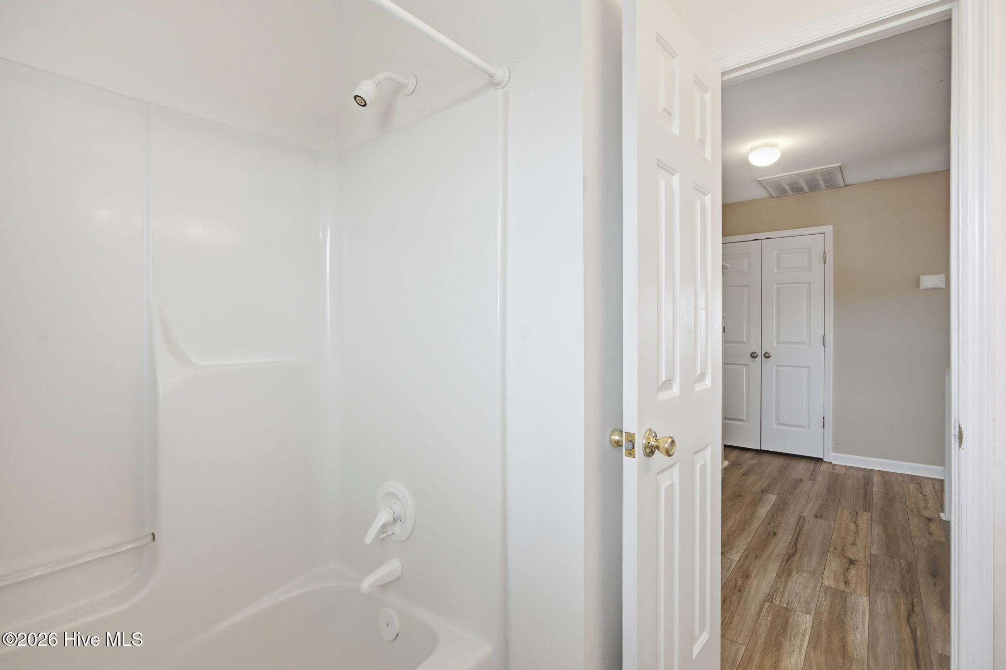 101 Martin Lane Property Photo 31