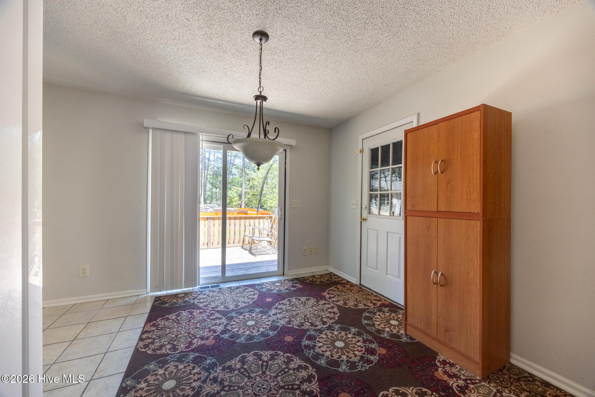 200 Sandhills Circle Property Photo 7