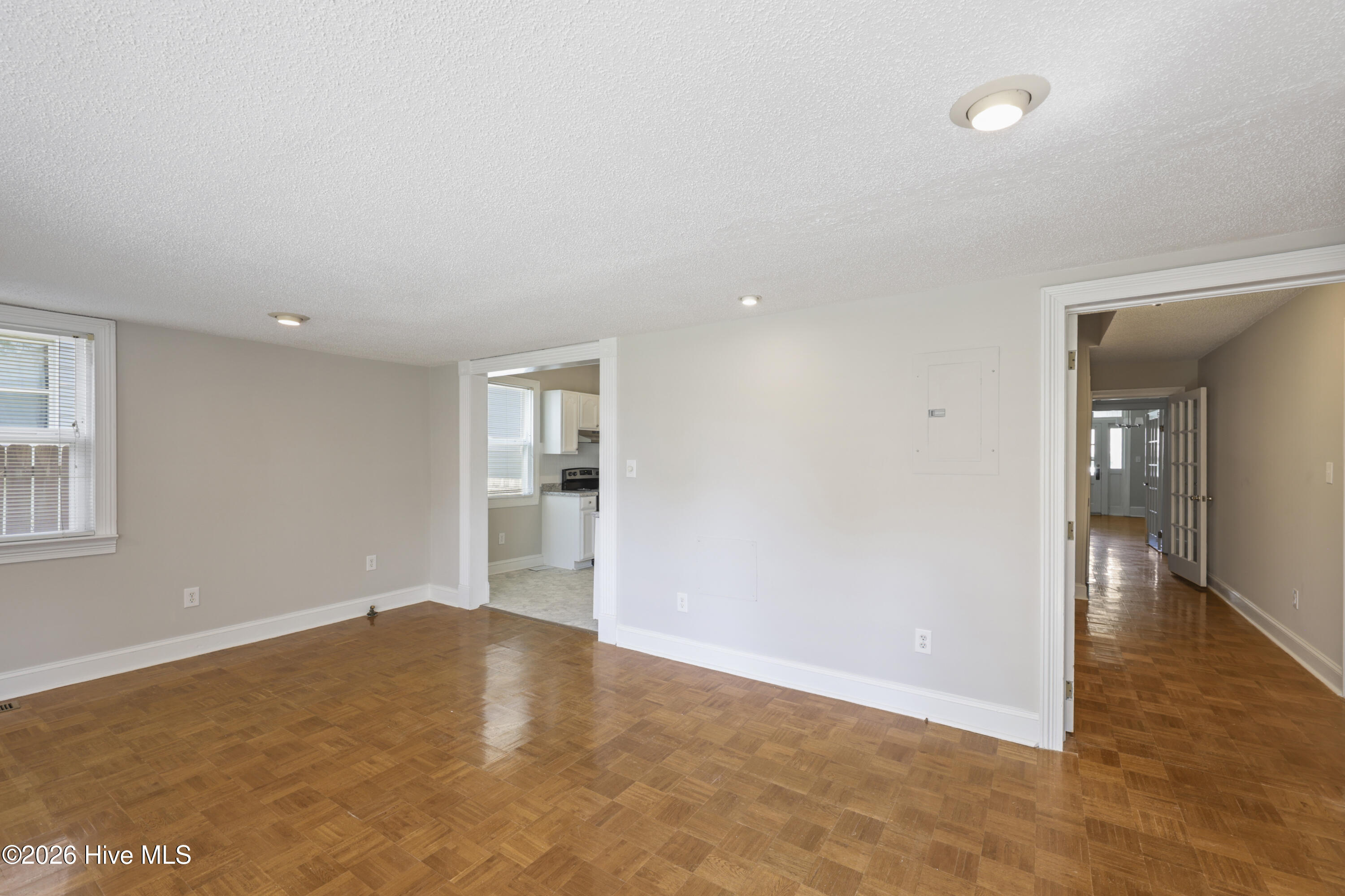 412 N George Street Property Photo 12