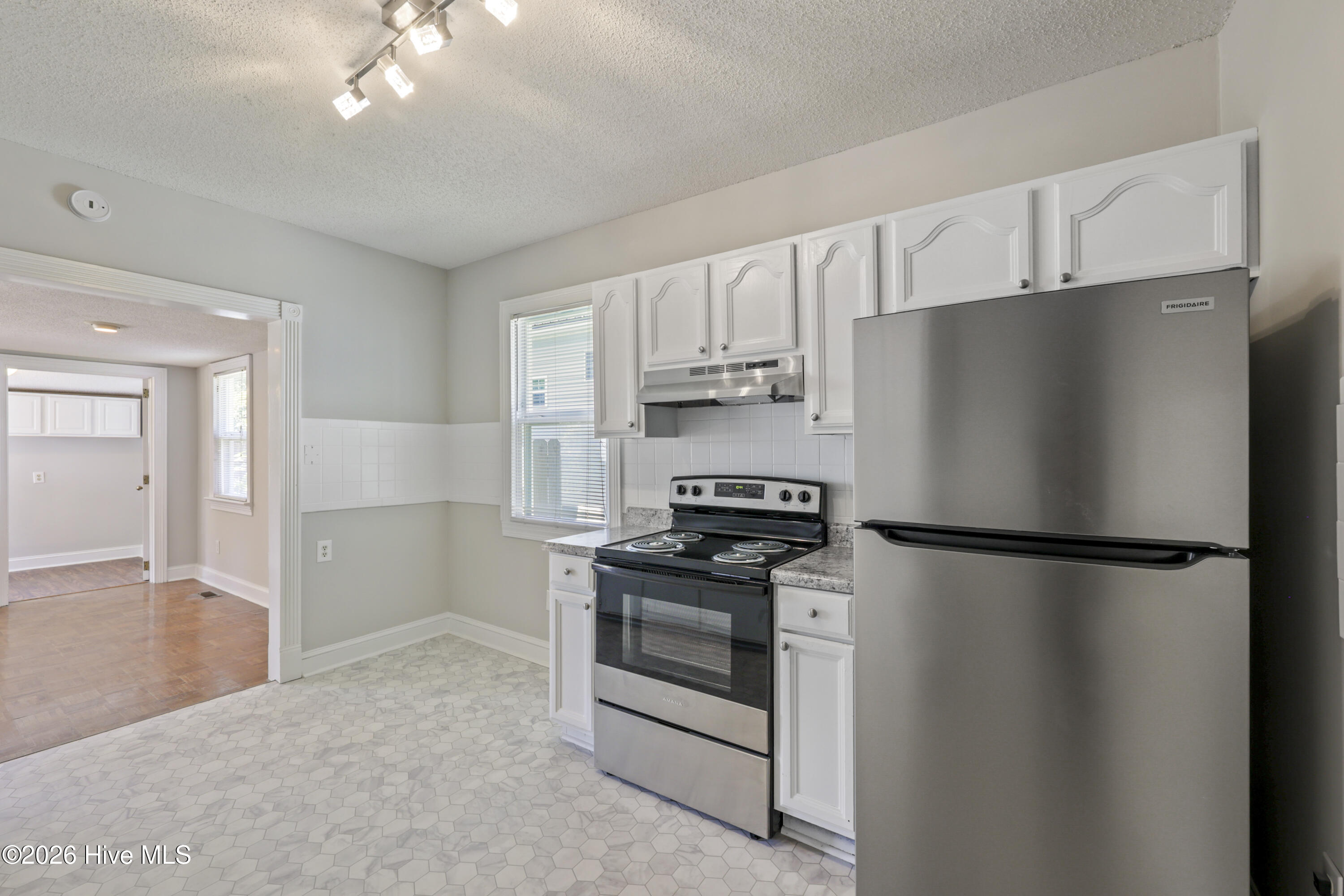 412 N George Street Property Photo 15
