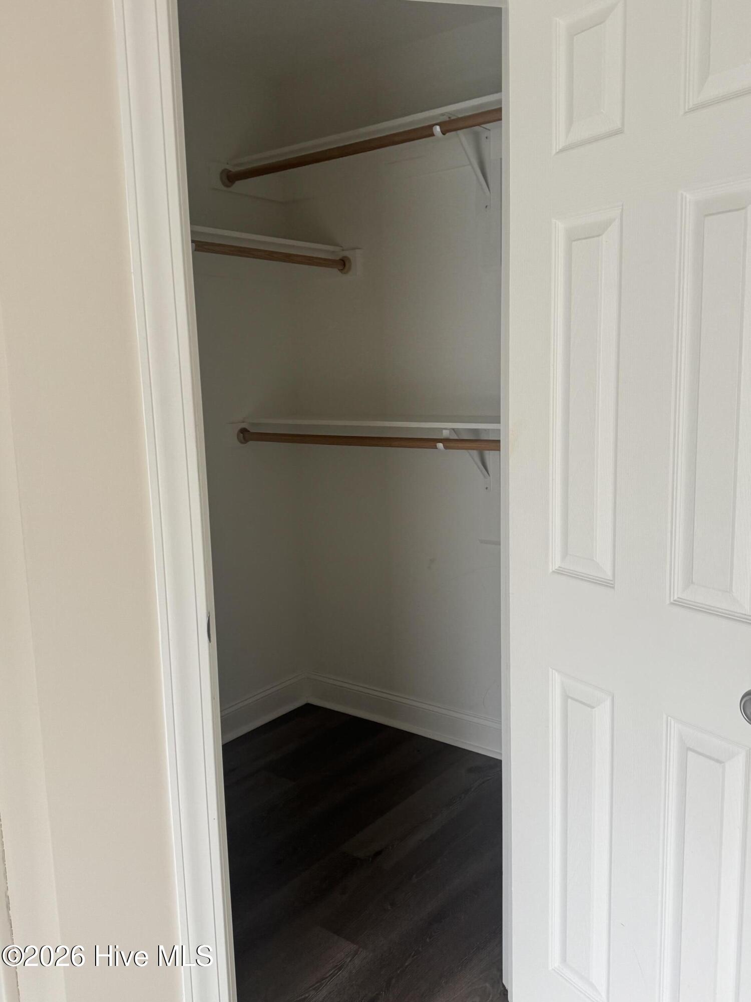 2055 Cambria Drive B Property Photo 12