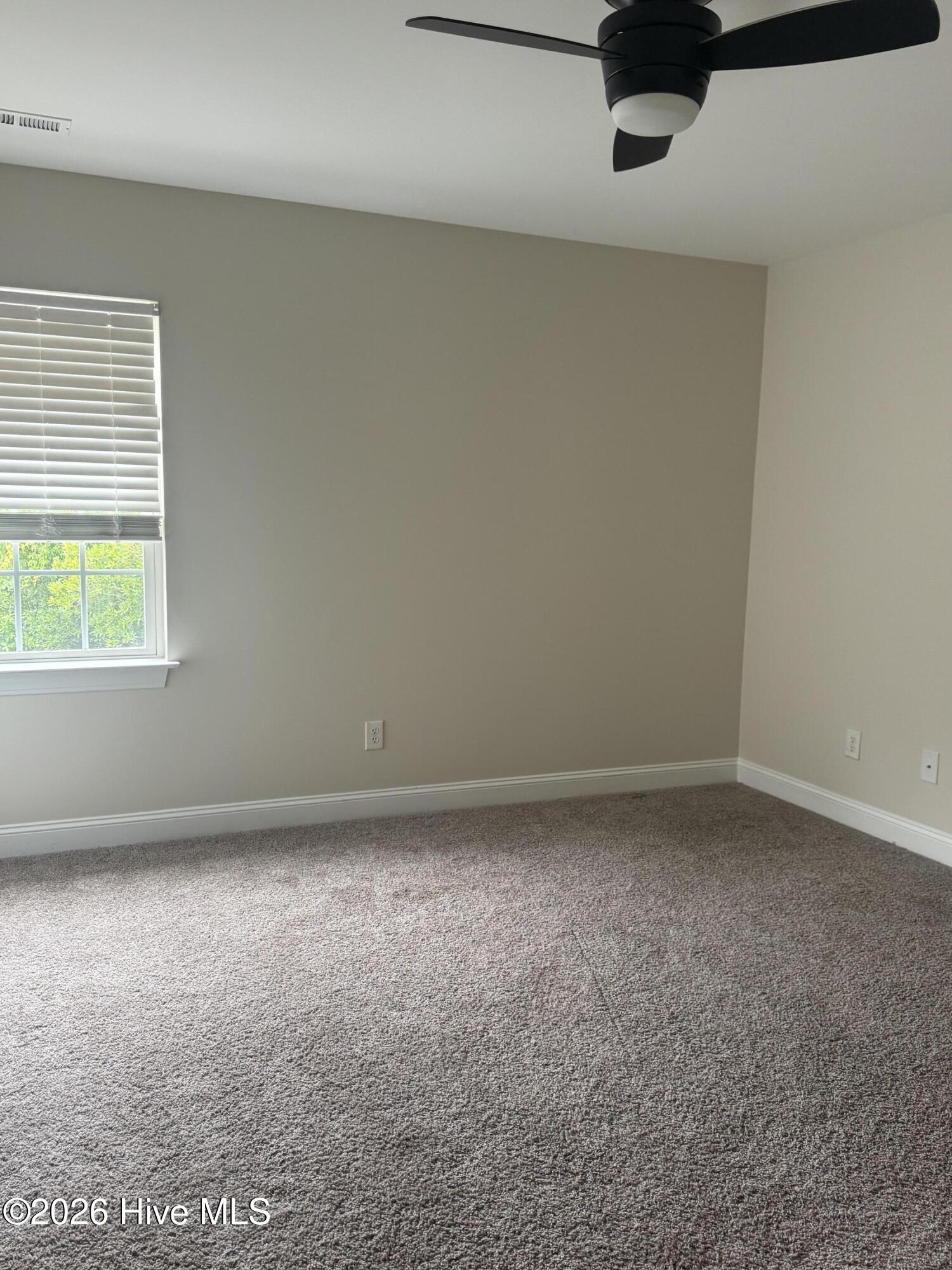 2055 Cambria Drive B Property Photo 14