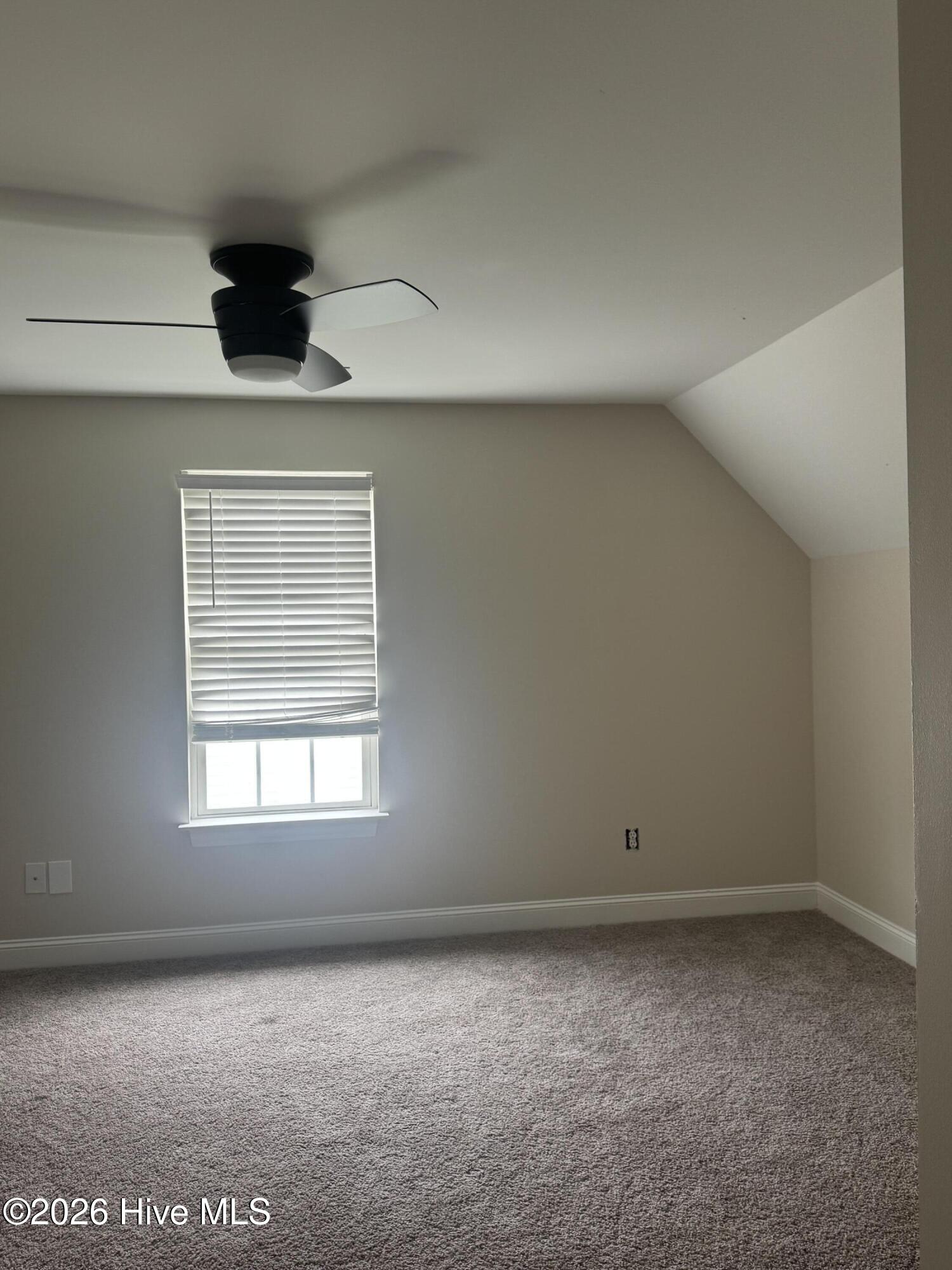 2055 Cambria Drive B Property Photo 16
