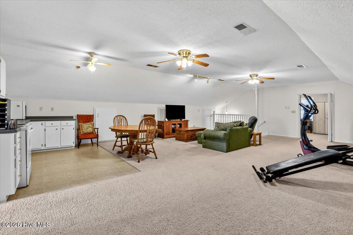 105 W Raintree Lane Property Photo 42