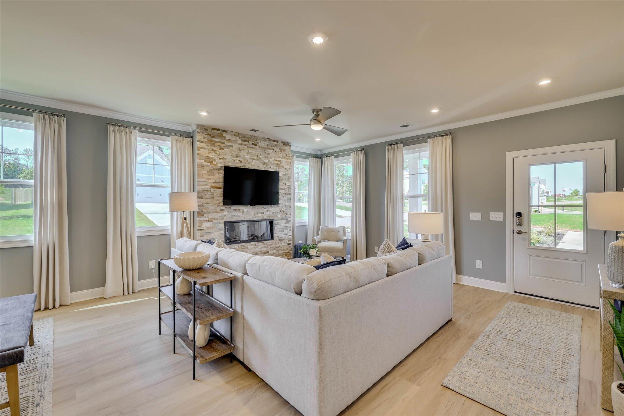 433 Minim Way Property Photo 6
