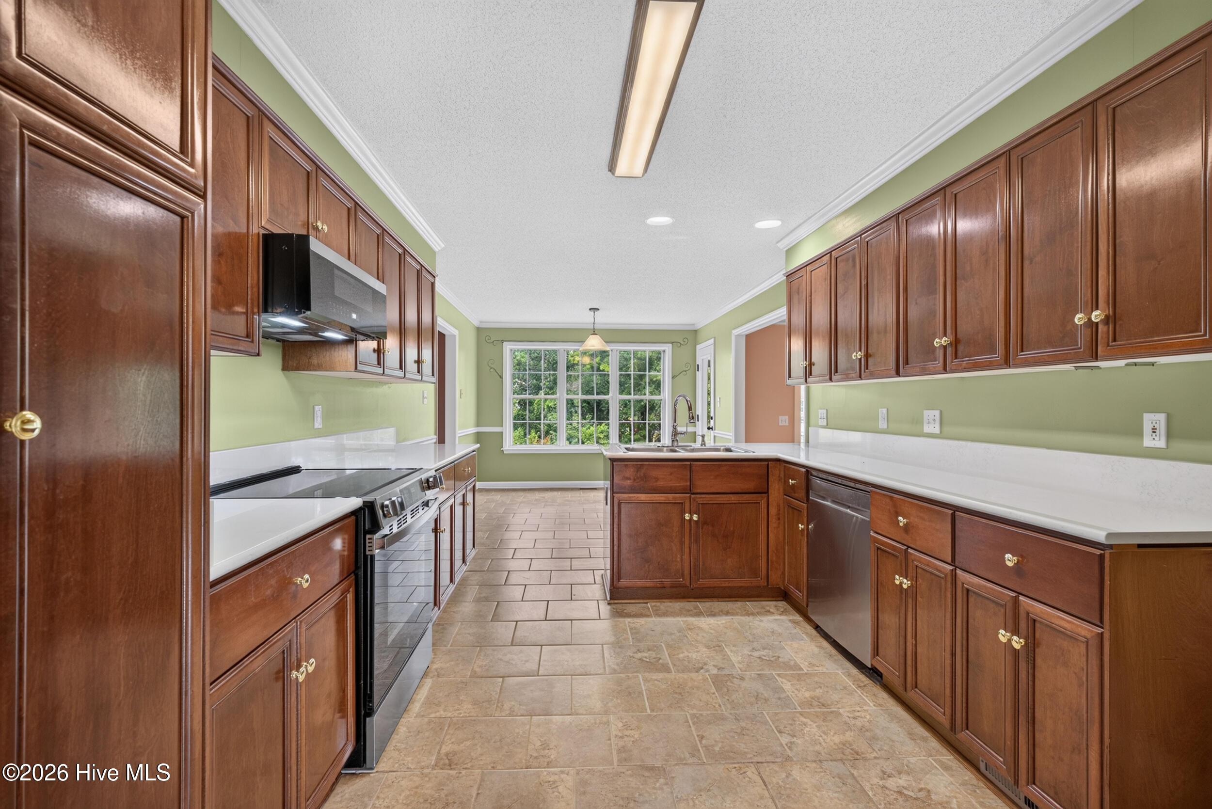 259 Ashbrook Drive Property Photo 14