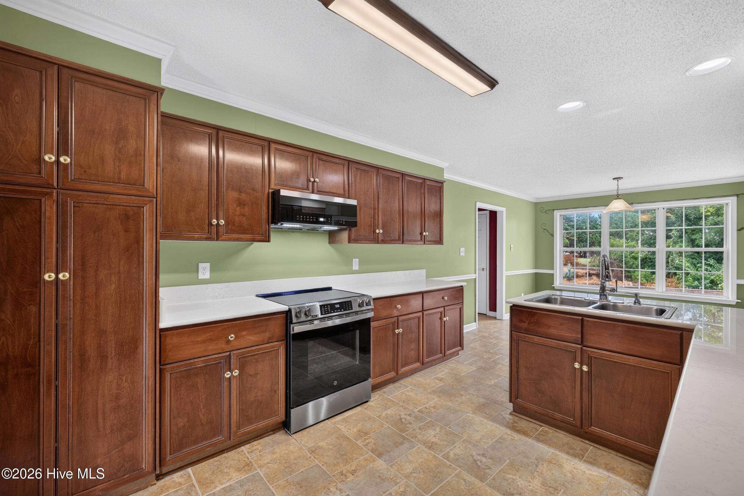 259 Ashbrook Drive Property Photo 17