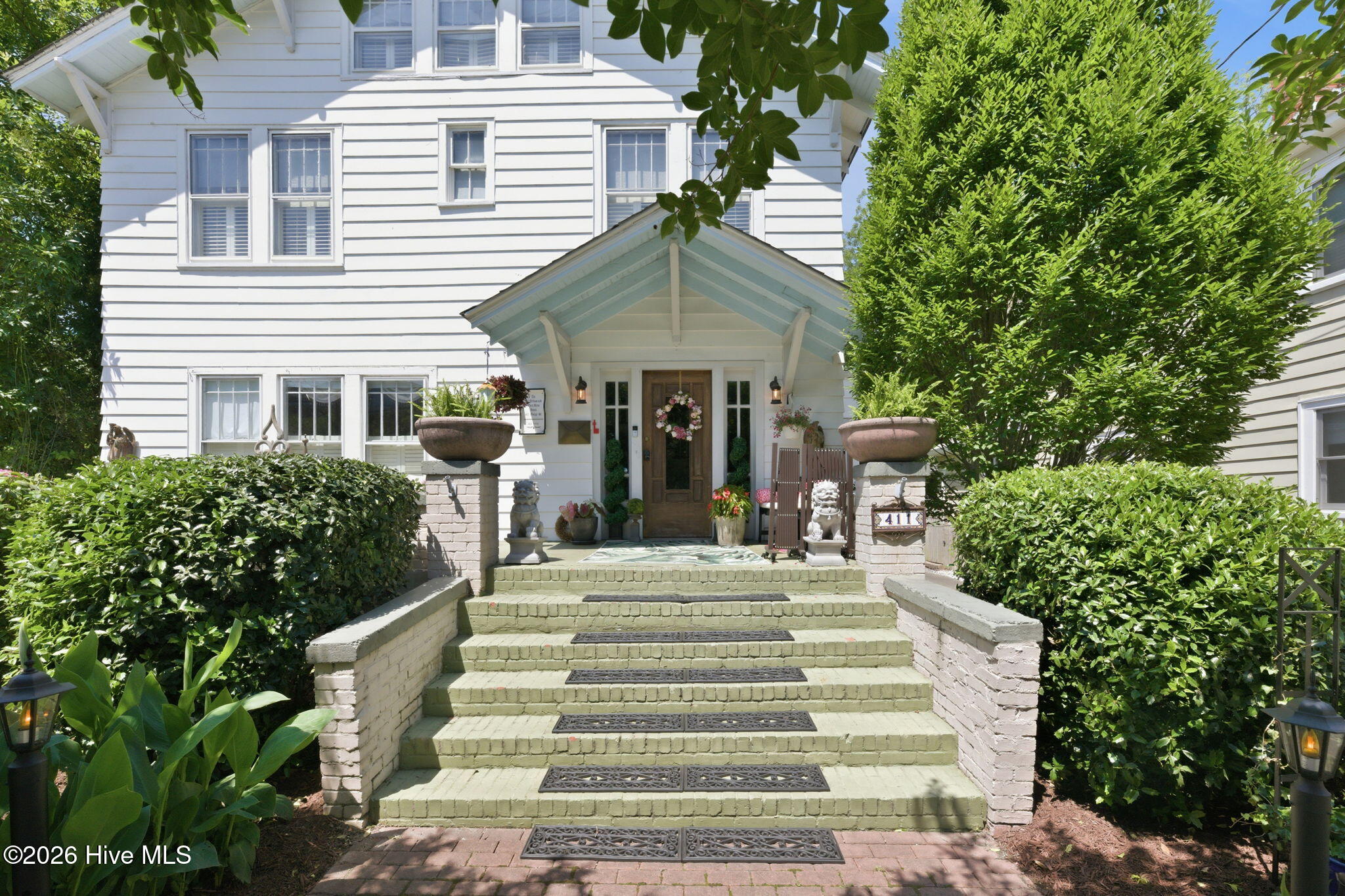 411 George Street Property Photo 2