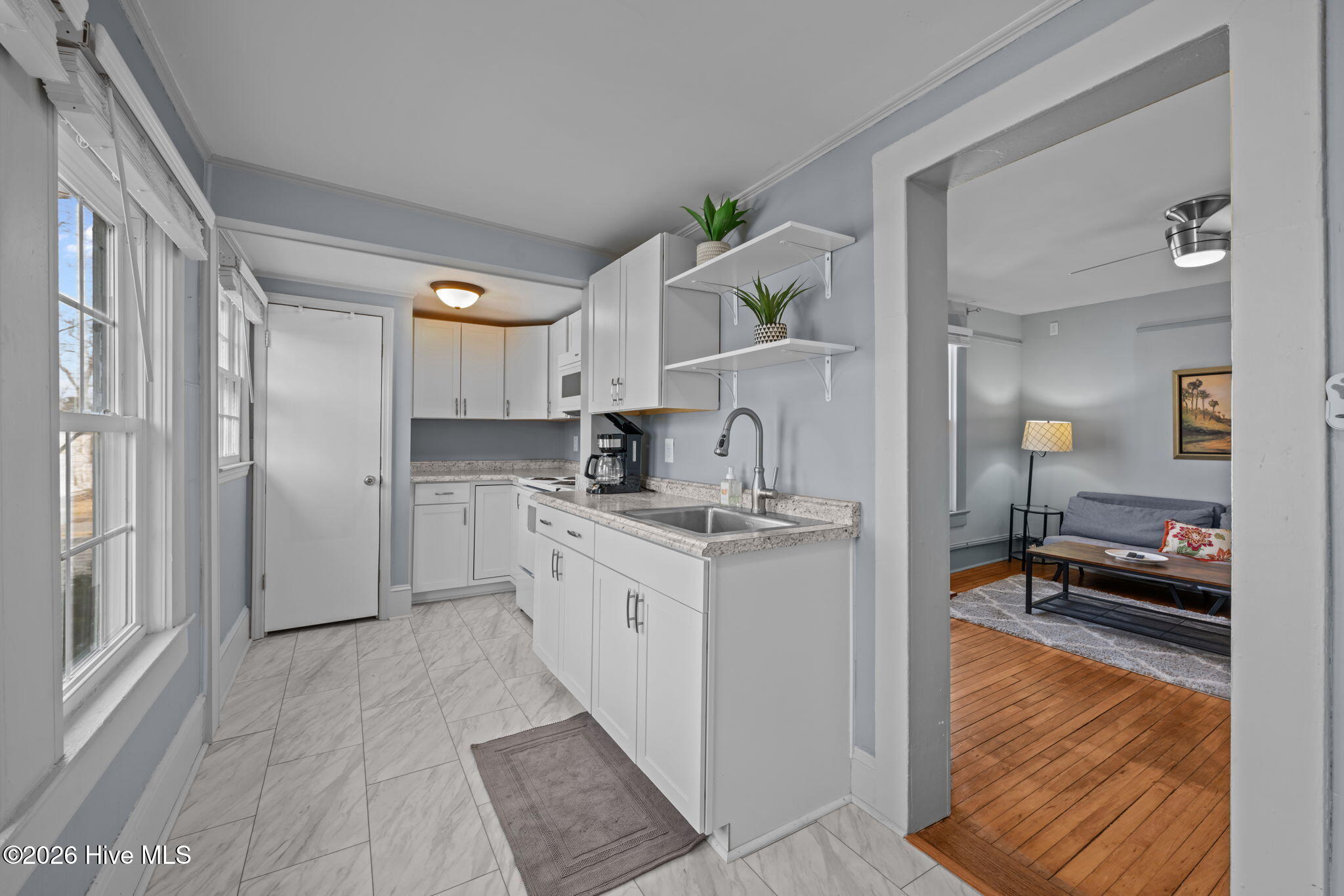411 George Street Property Photo 26