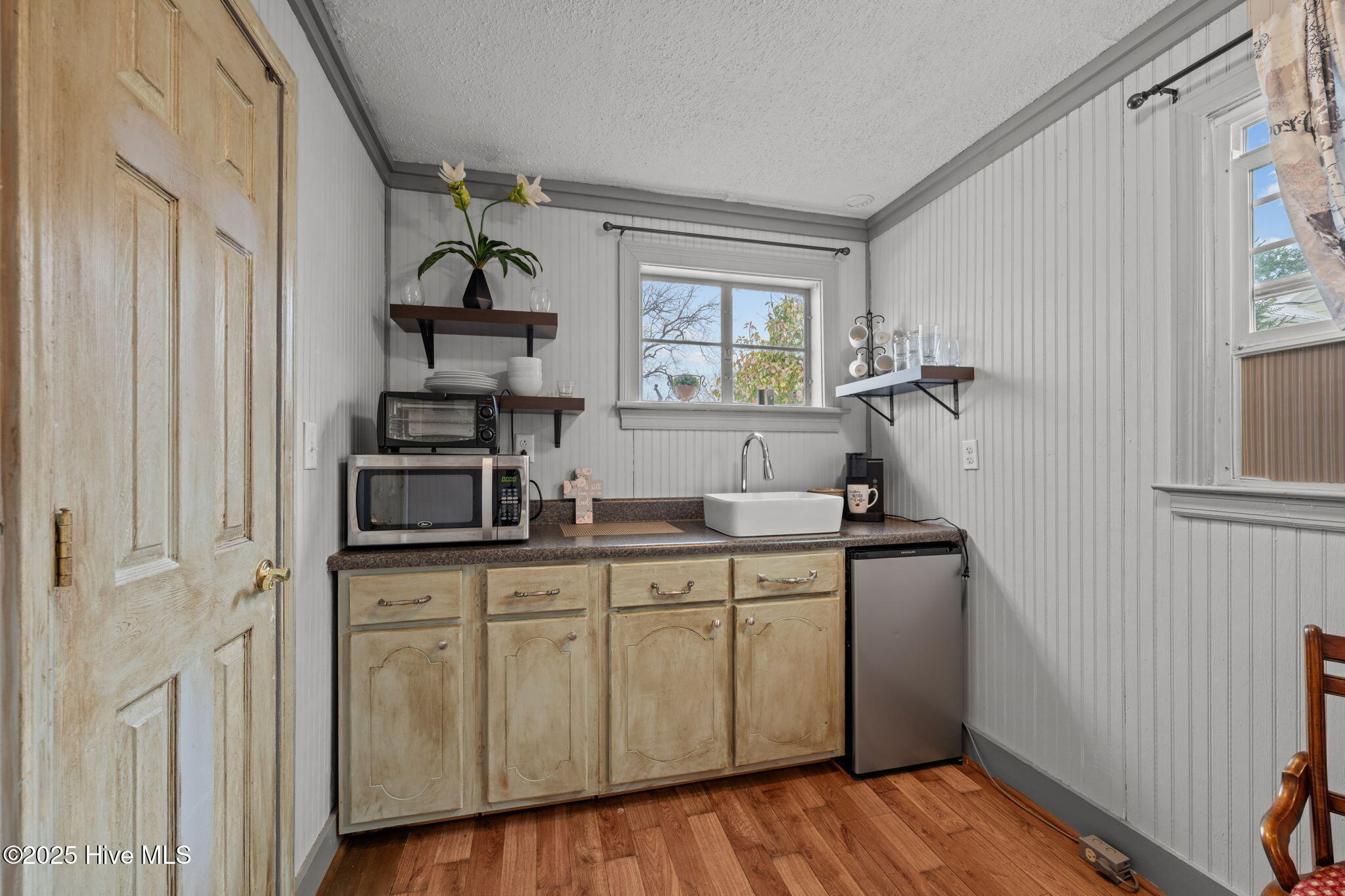 411 George Street Property Photo 48
