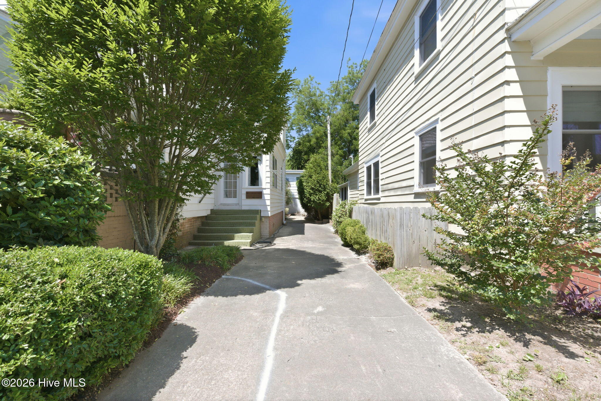 411 George Street Property Photo 68