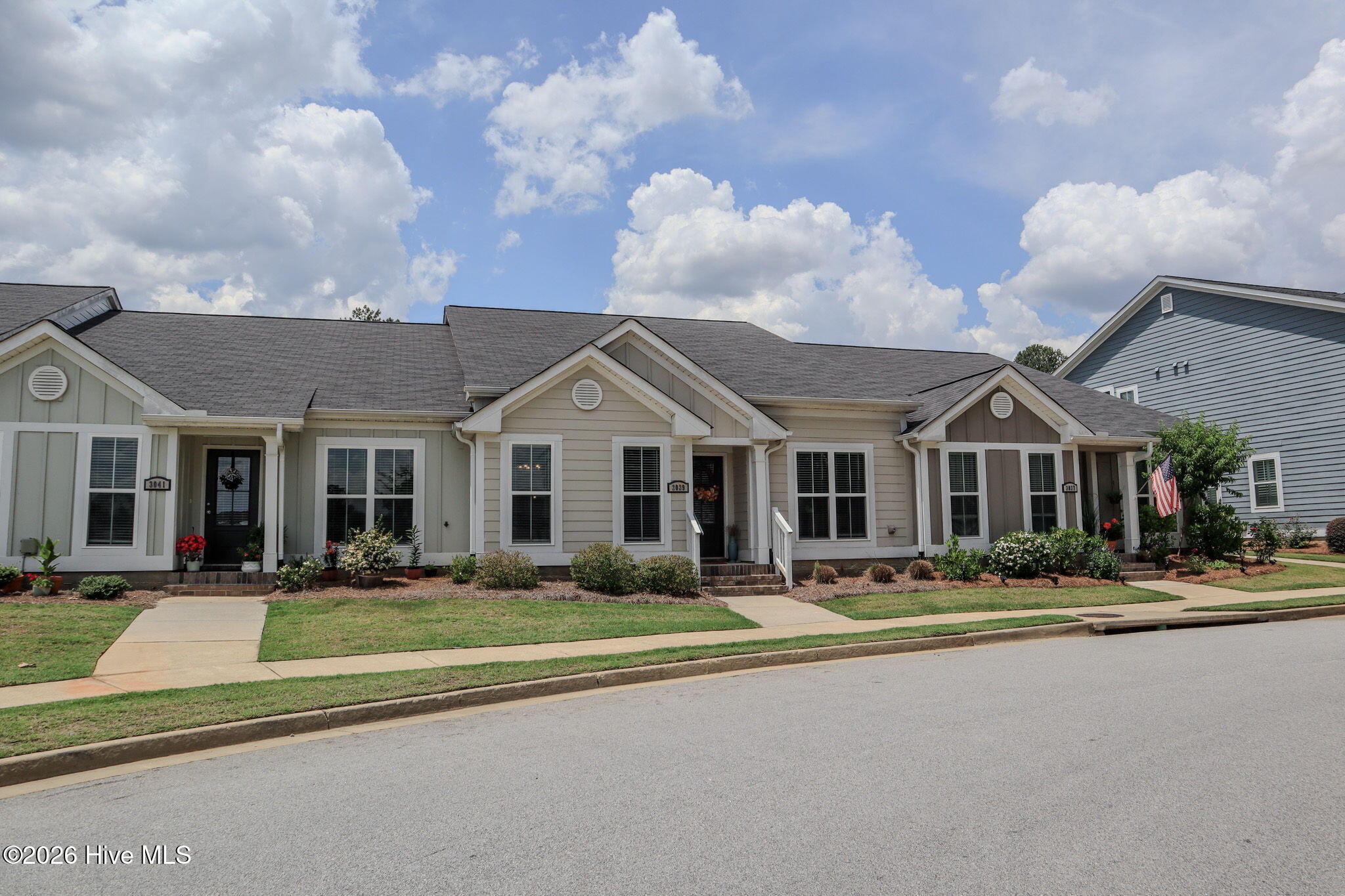 3039 Stanhope Drive Property Photo 3