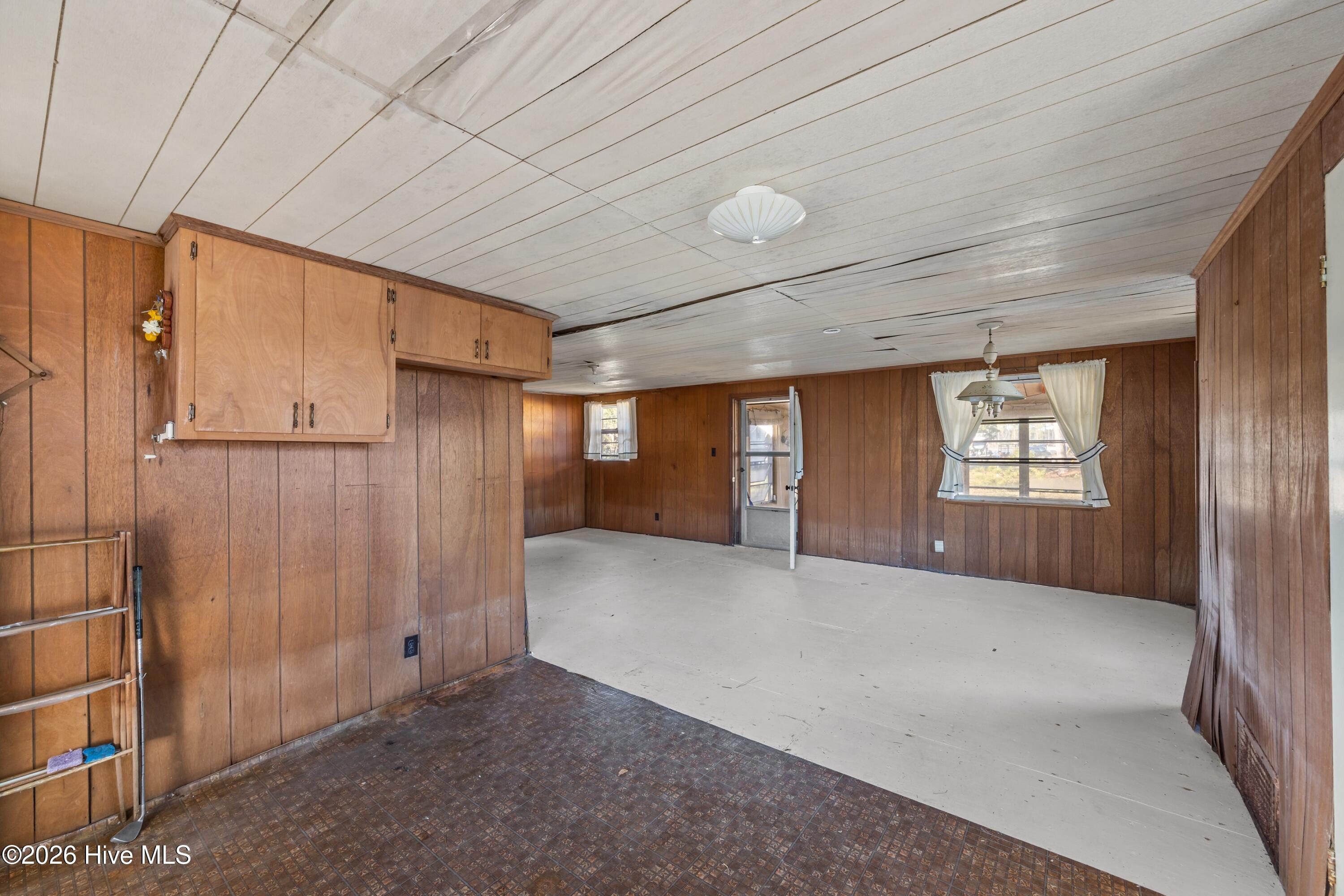 119 N Dawn Street Property Photo 18