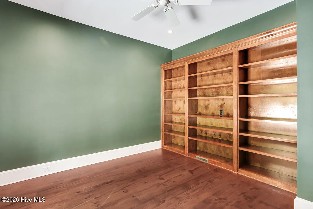 1106 Stanfield Court Property Photo 21