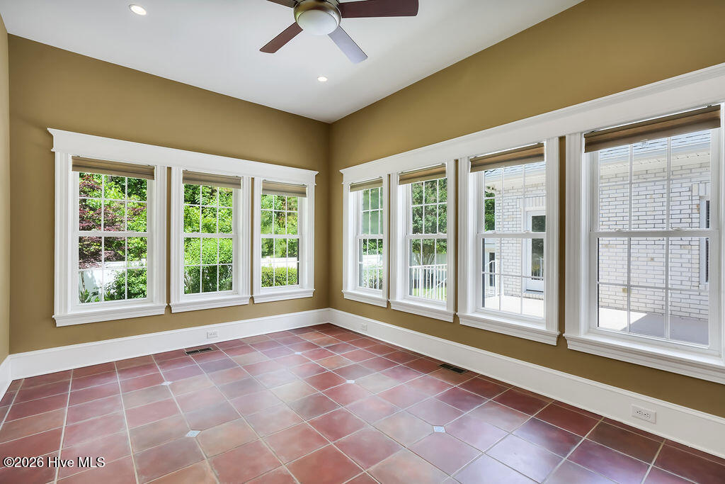 1106 Stanfield Court Property Photo 23