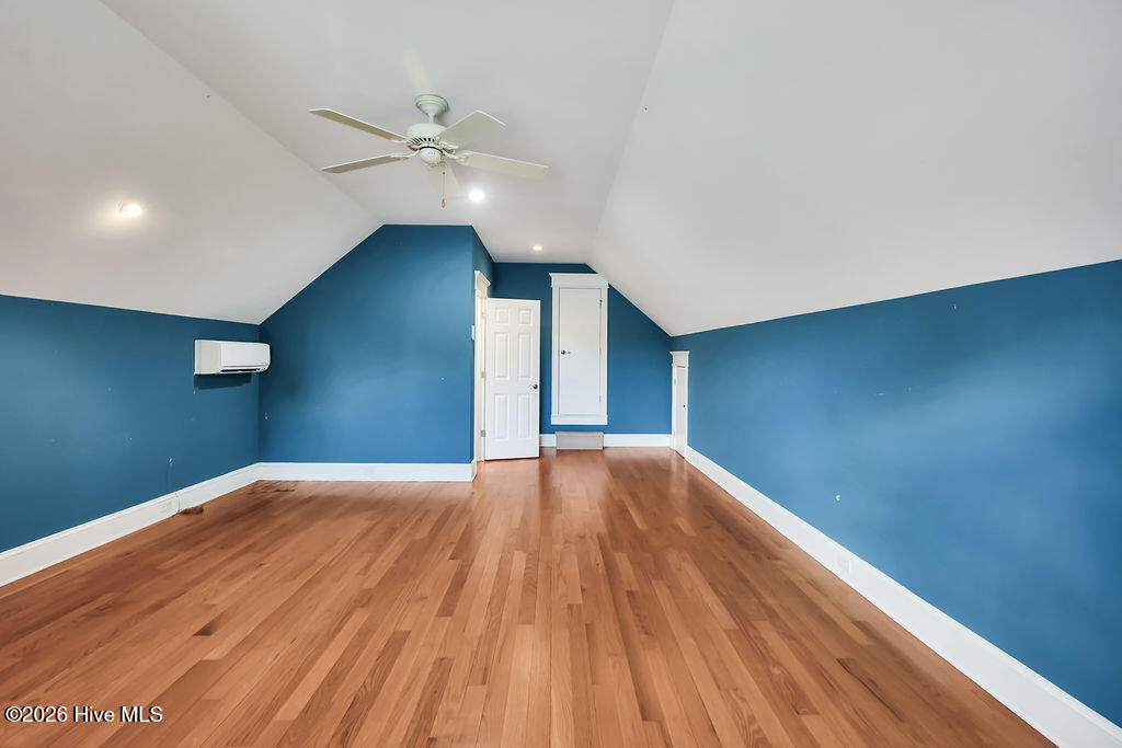 1106 Stanfield Court Property Photo 54