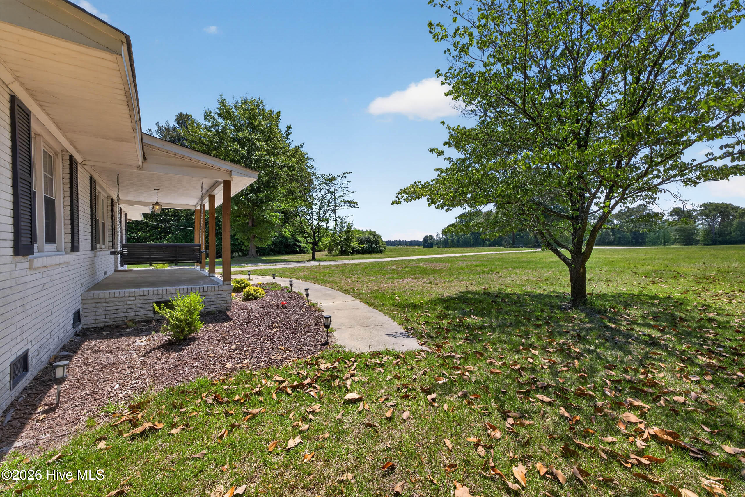 437 E Wards Bridge Road Property Photo 4