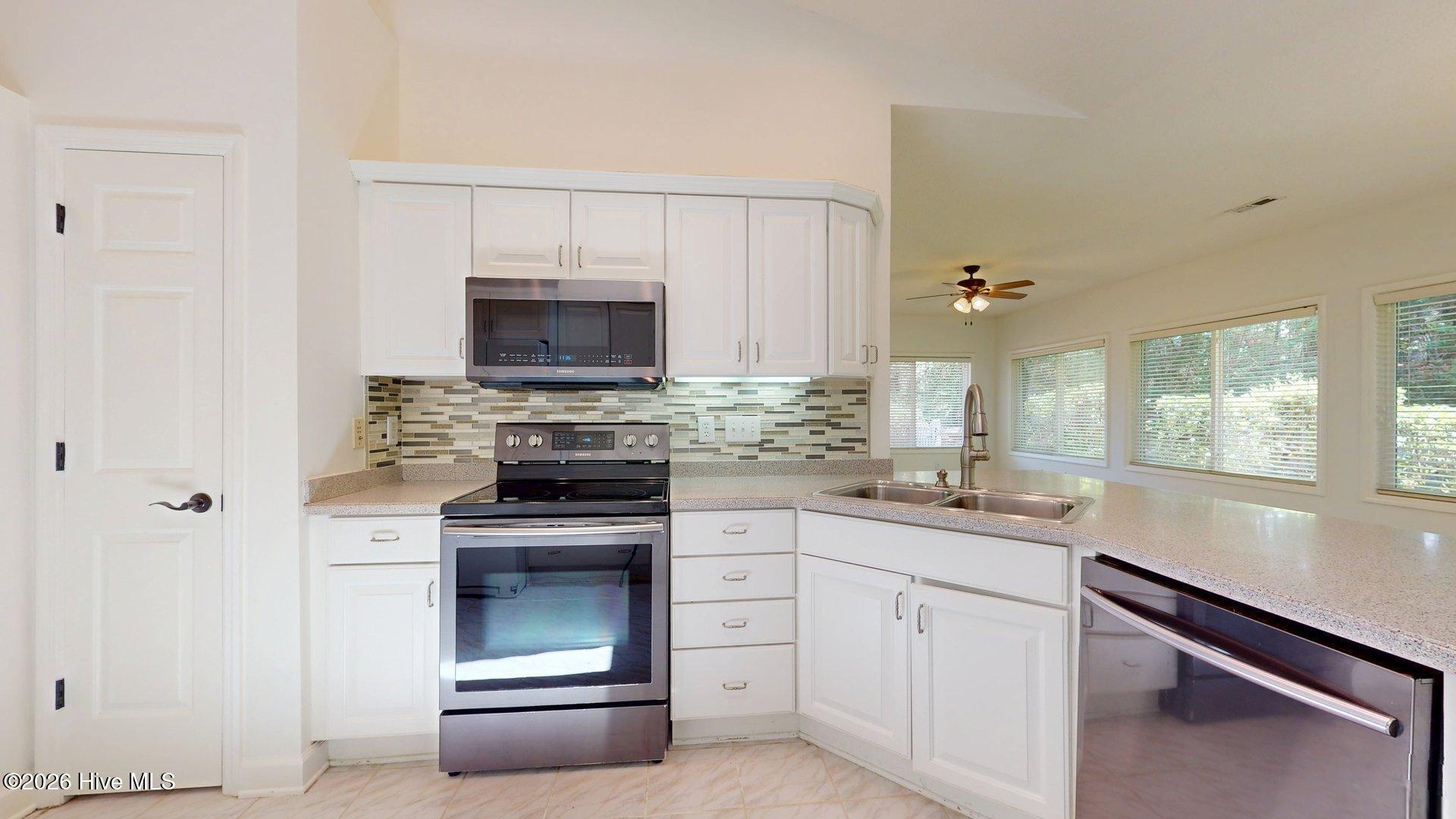 12 Lavender Drive Property Photo 5