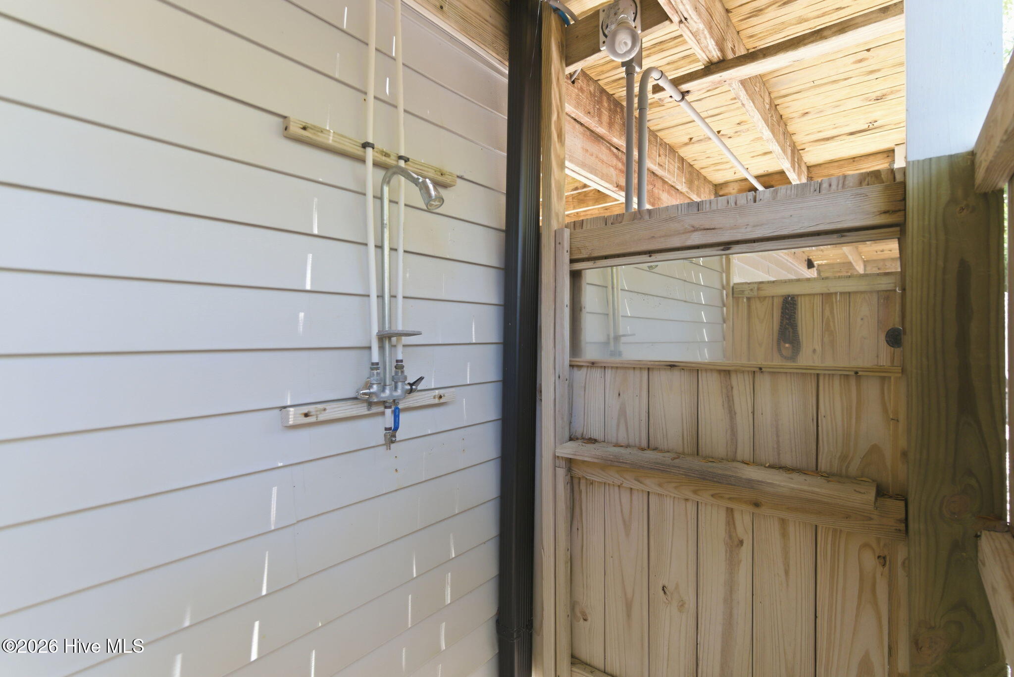 230 Ne 45th Street Property Photo 35