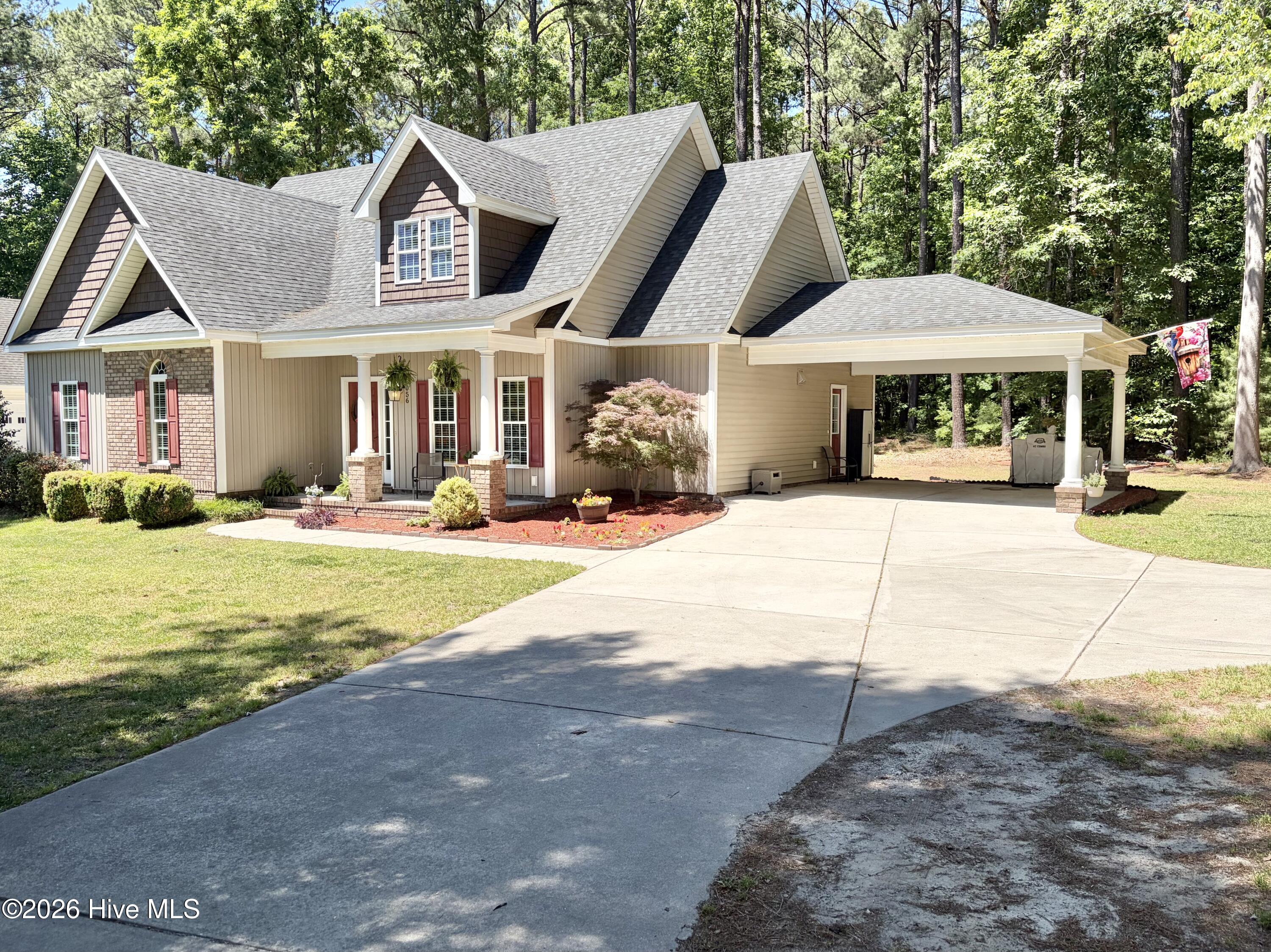 5056 Green Hills Road Property Photo 3