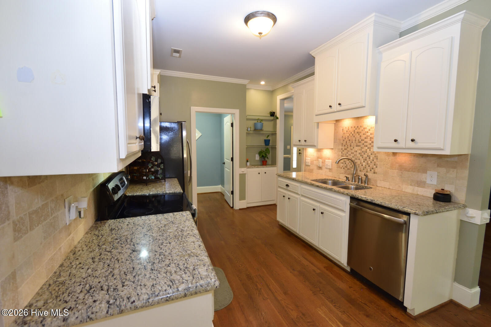 5056 Green Hills Road Property Photo 9