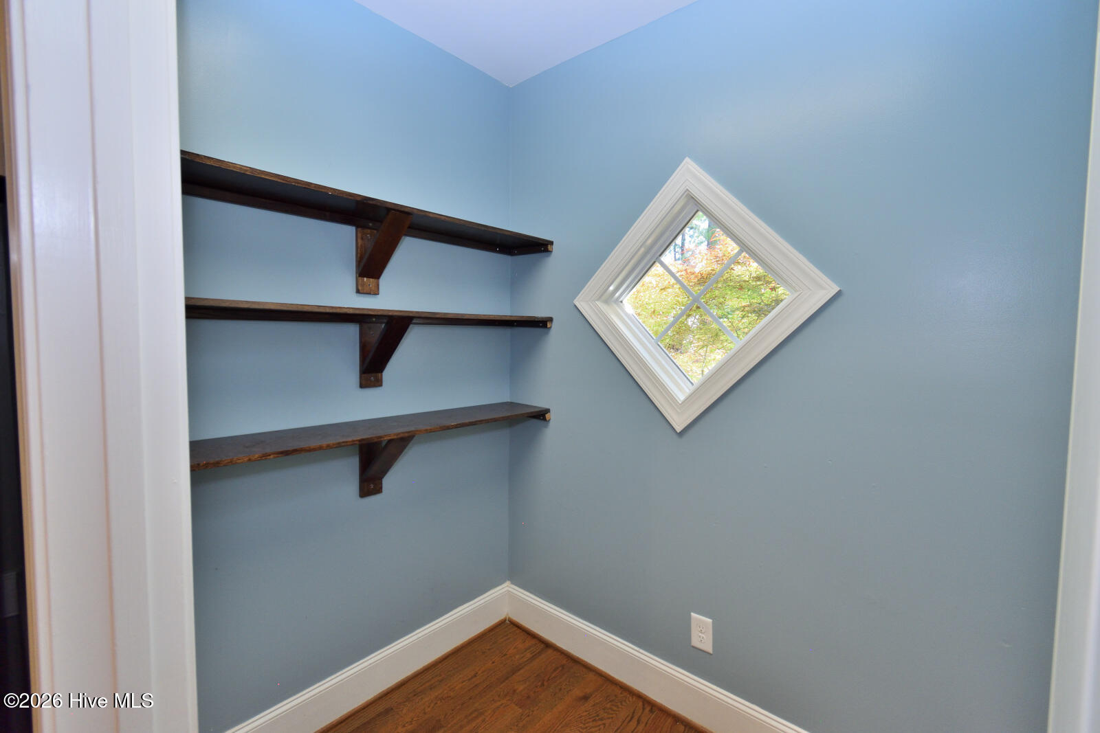 5056 Green Hills Road Property Photo 13