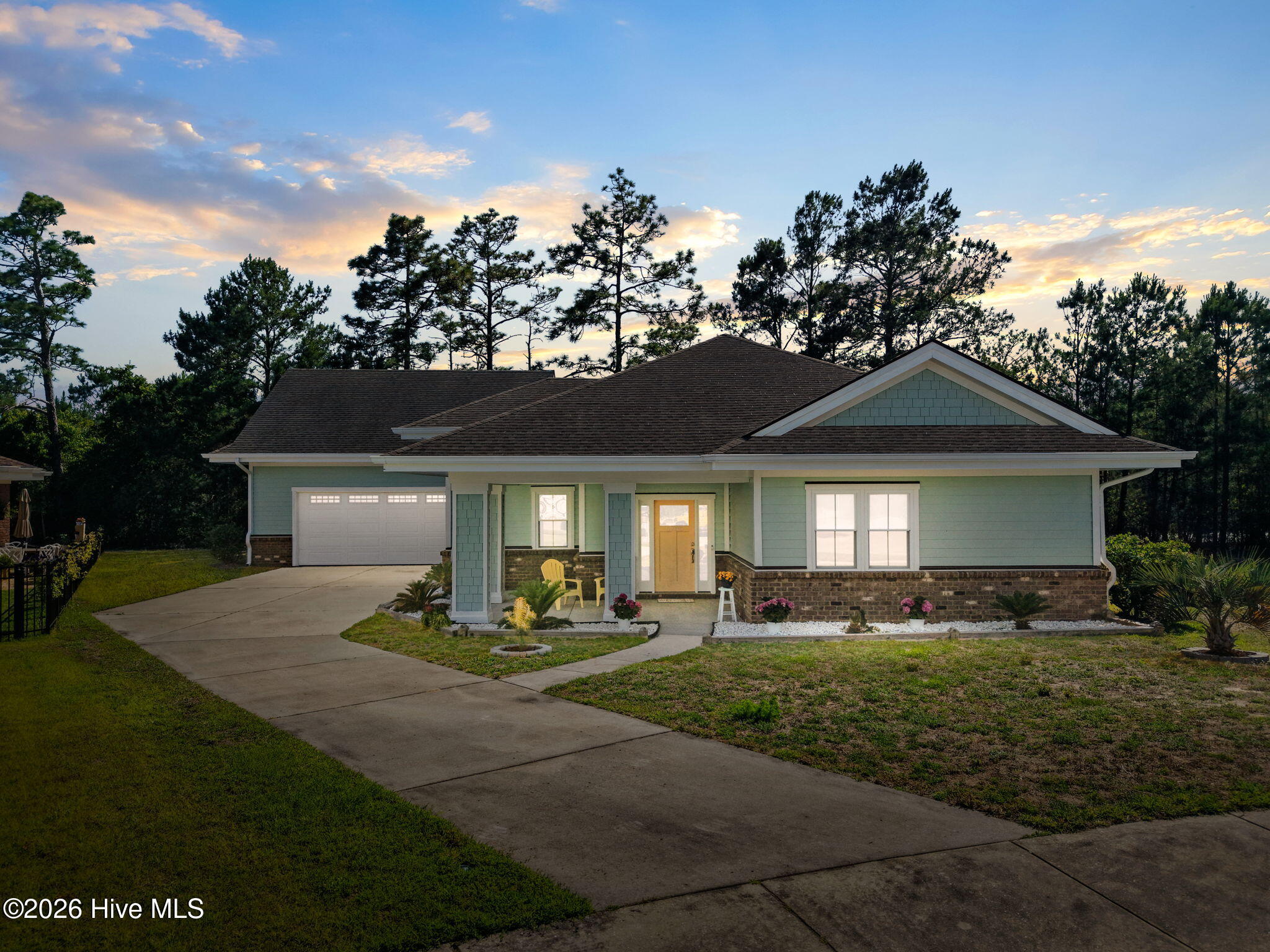 4785 Yellowood Drive Property Photo 1