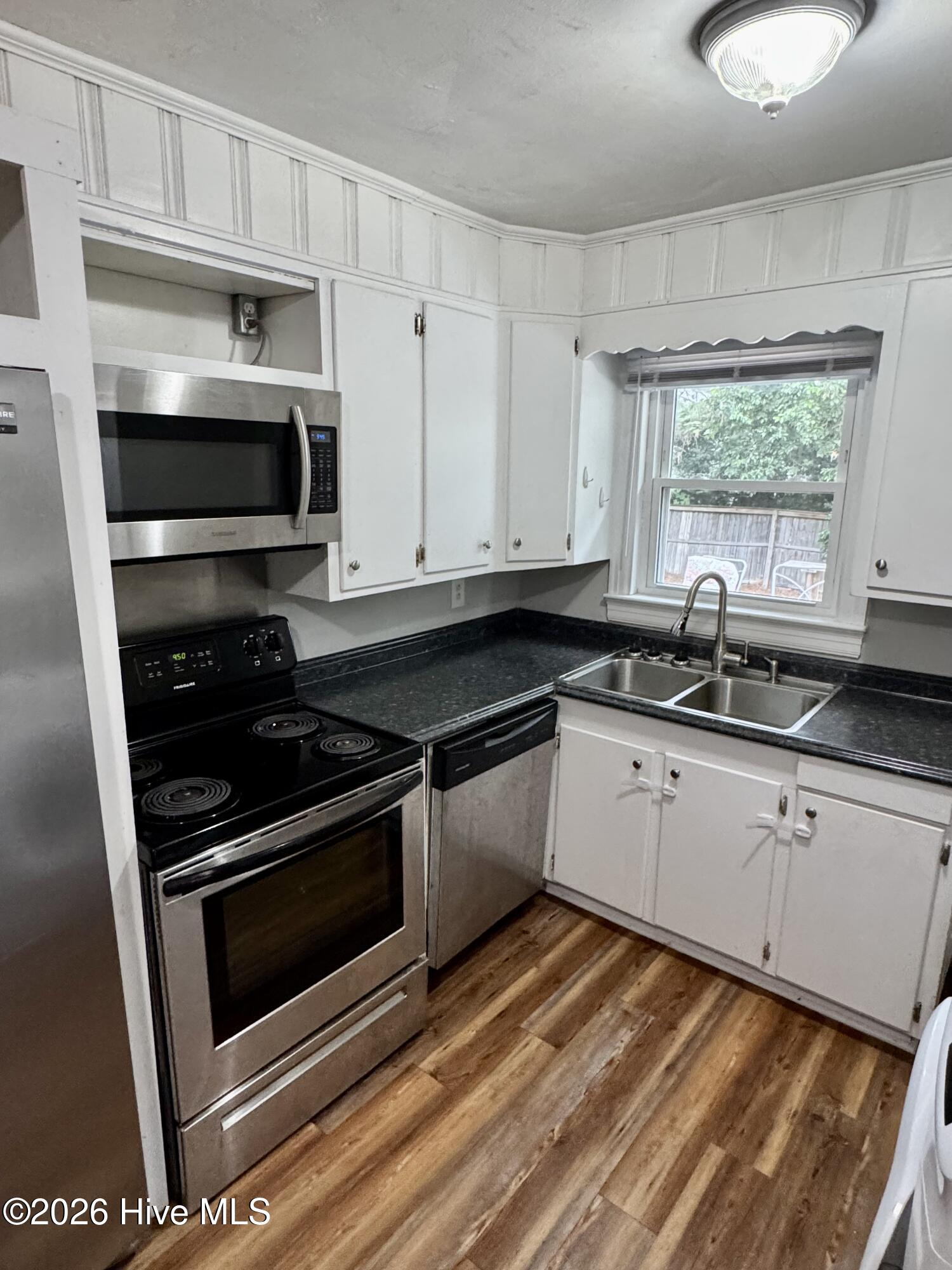 1307 Willow Street B Property Photo 10