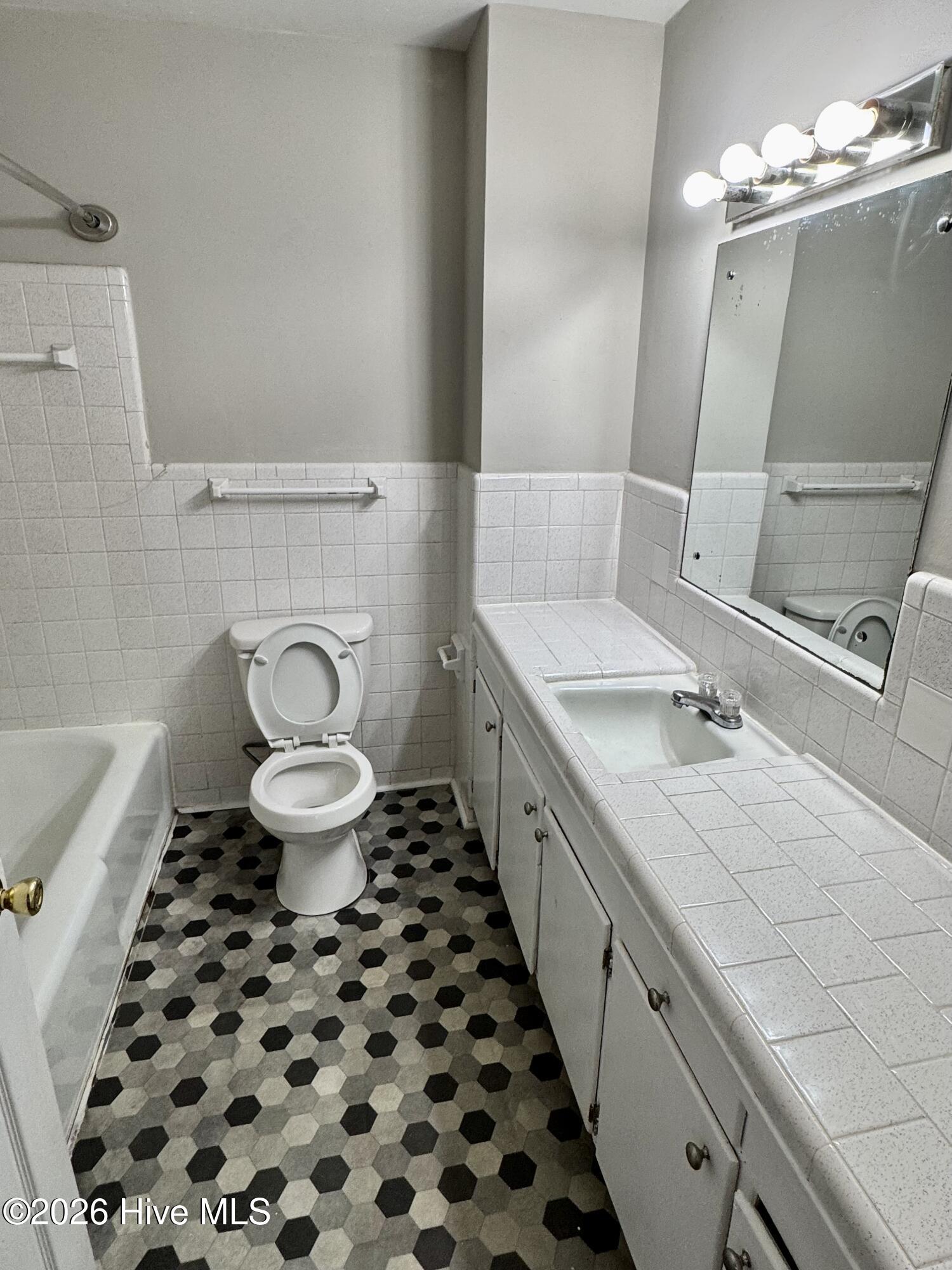 1307 Willow Street B Property Photo 11