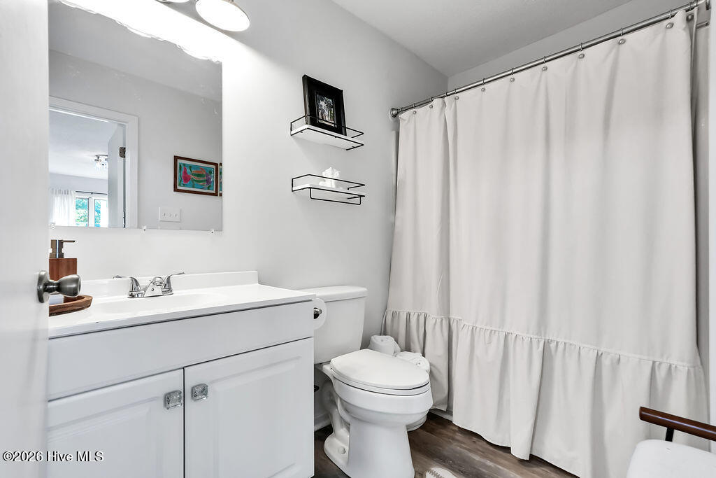 311 Champion Court Se Property Photo 22