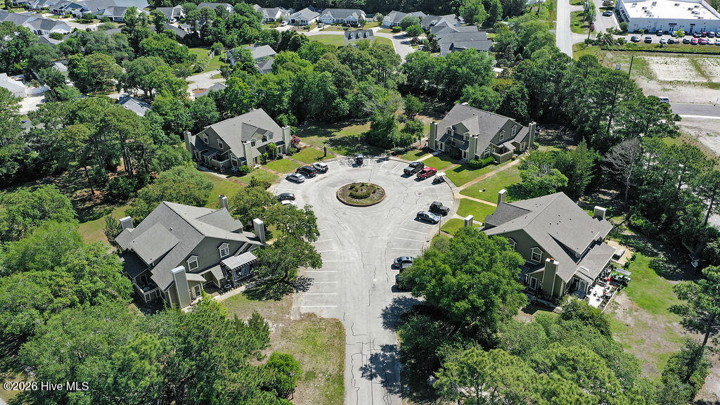 311 Champion Court Se Property Photo 38