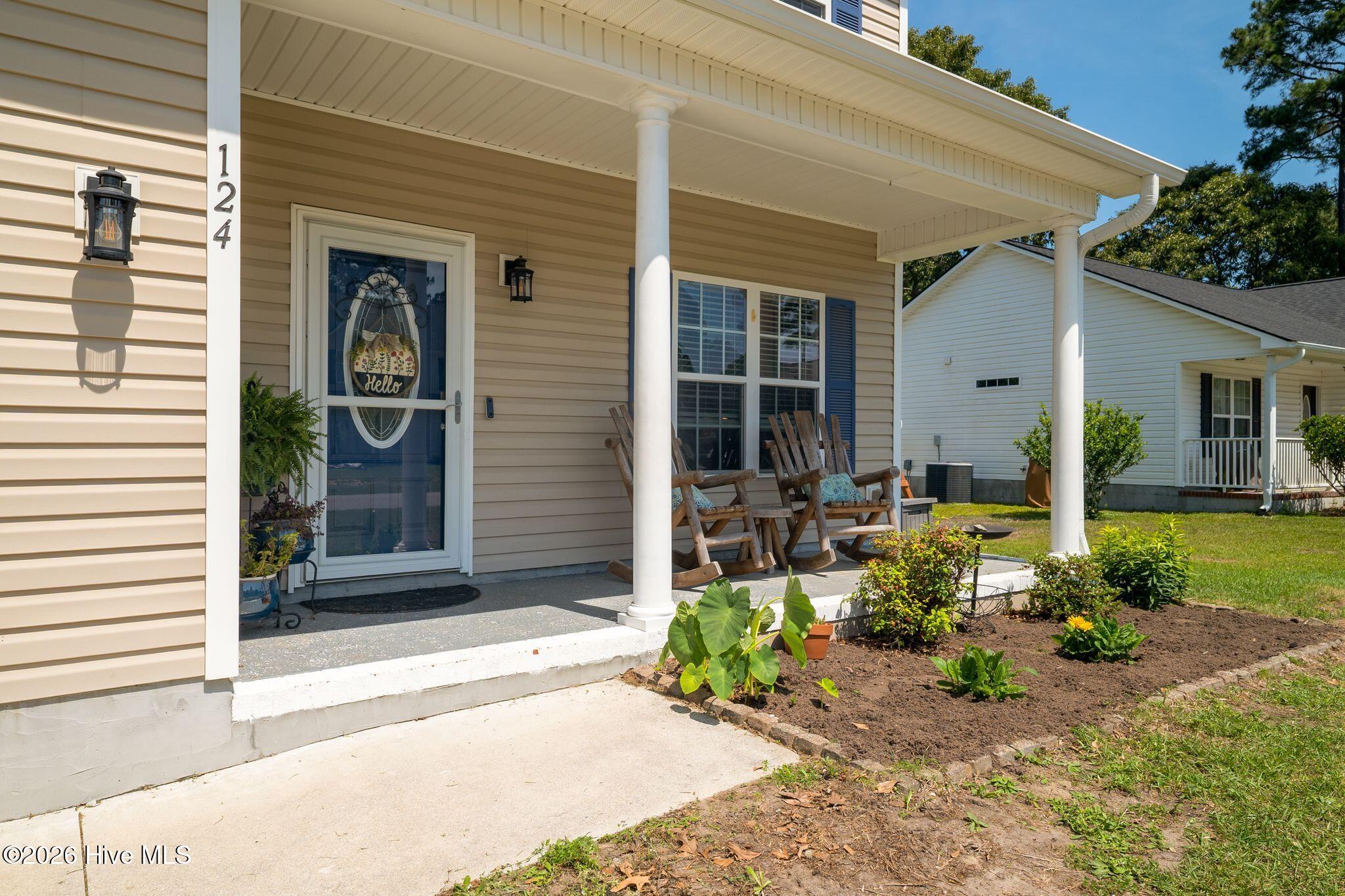 124 Saint Road Property Photo 4