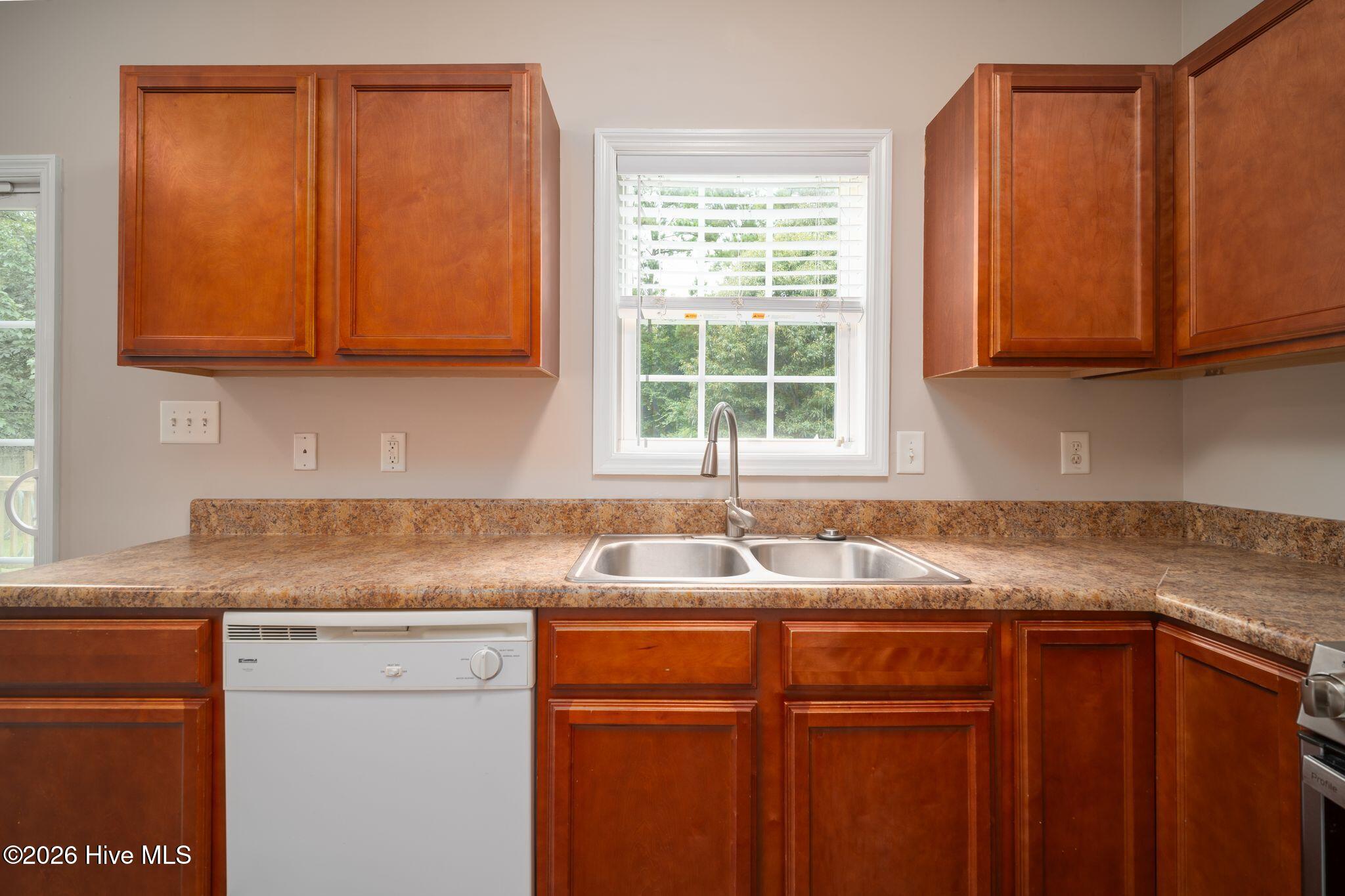 124 Saint Road Property Photo 17