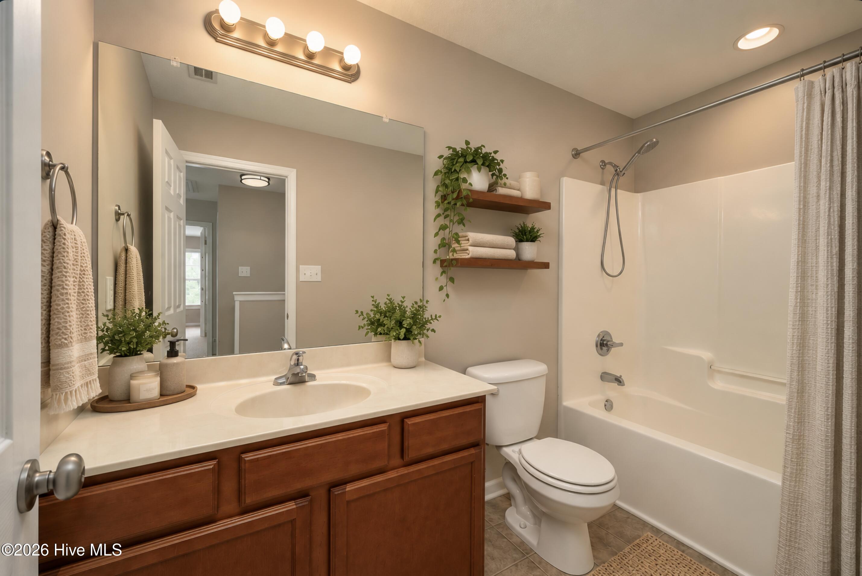 124 Saint Road Property Photo 35