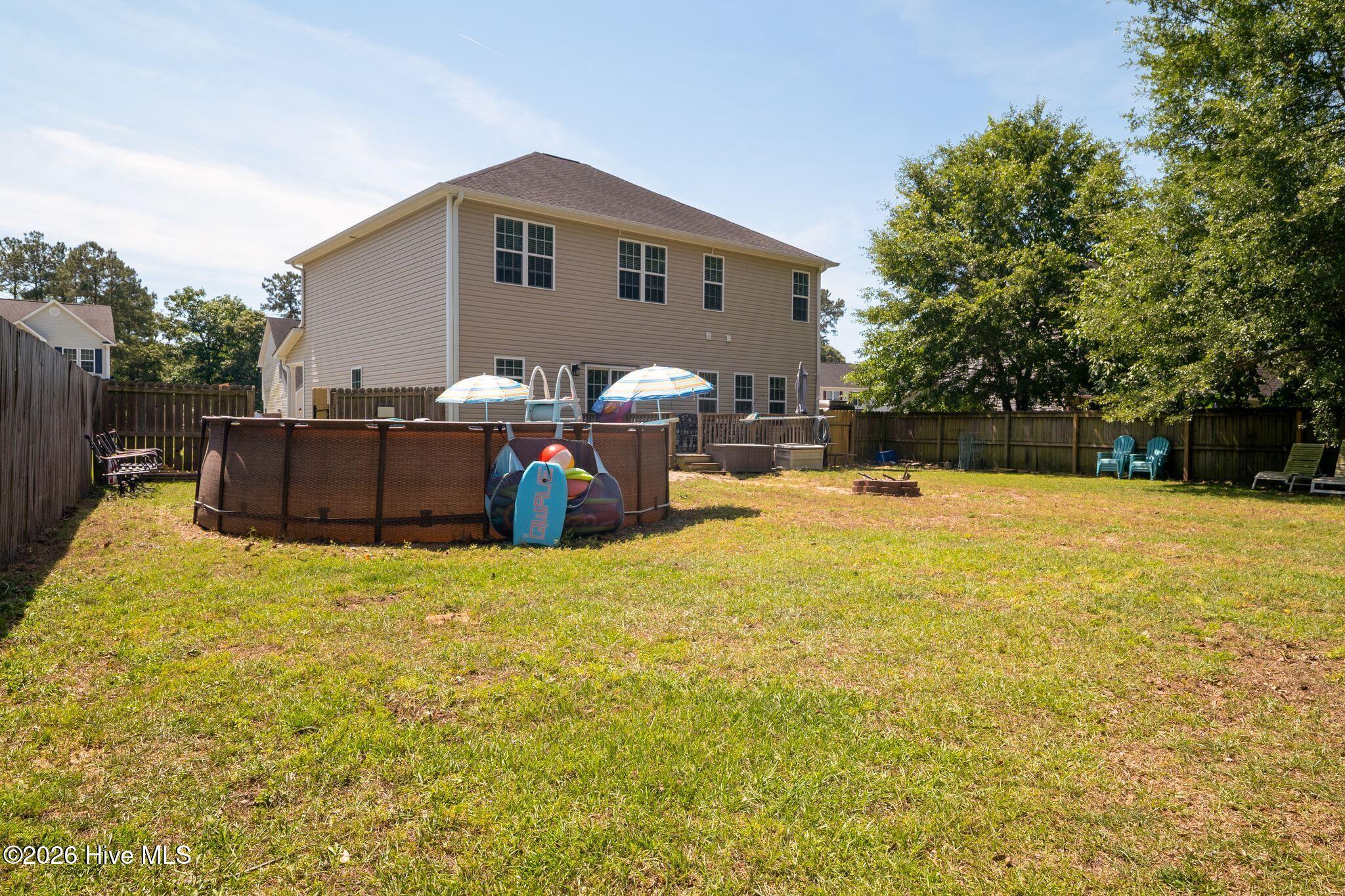 124 Saint Road Property Photo 47