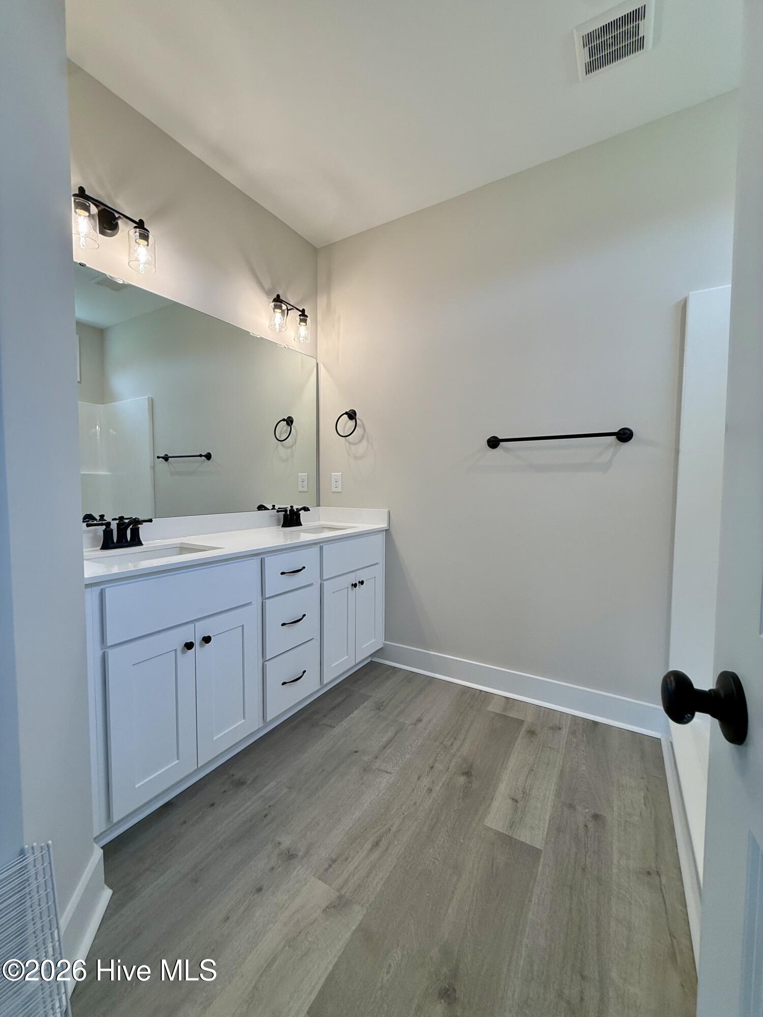 400 Mossy Cup Lane Property Photo 11