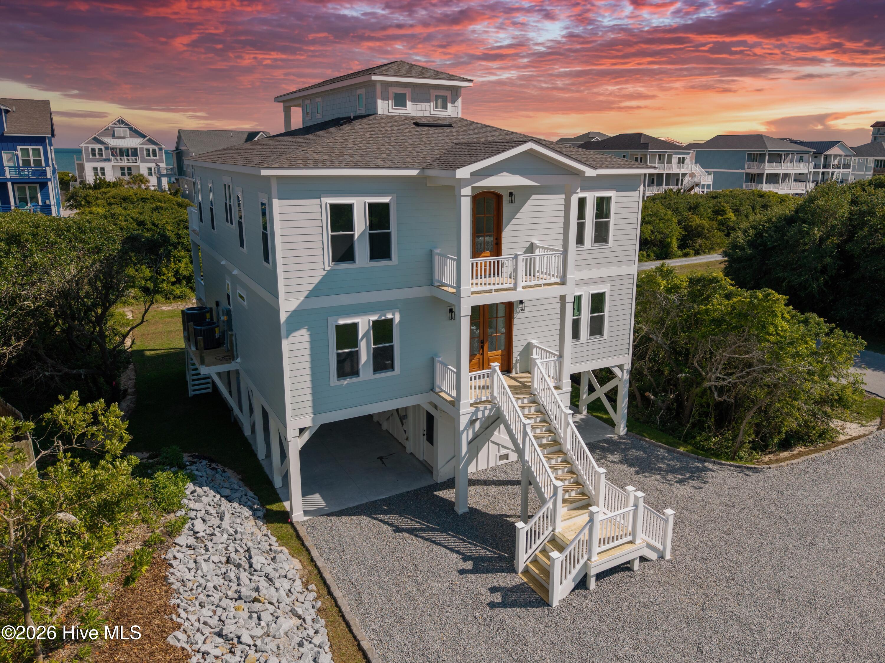 1 Bottlenose Boulevard Property Photo 1