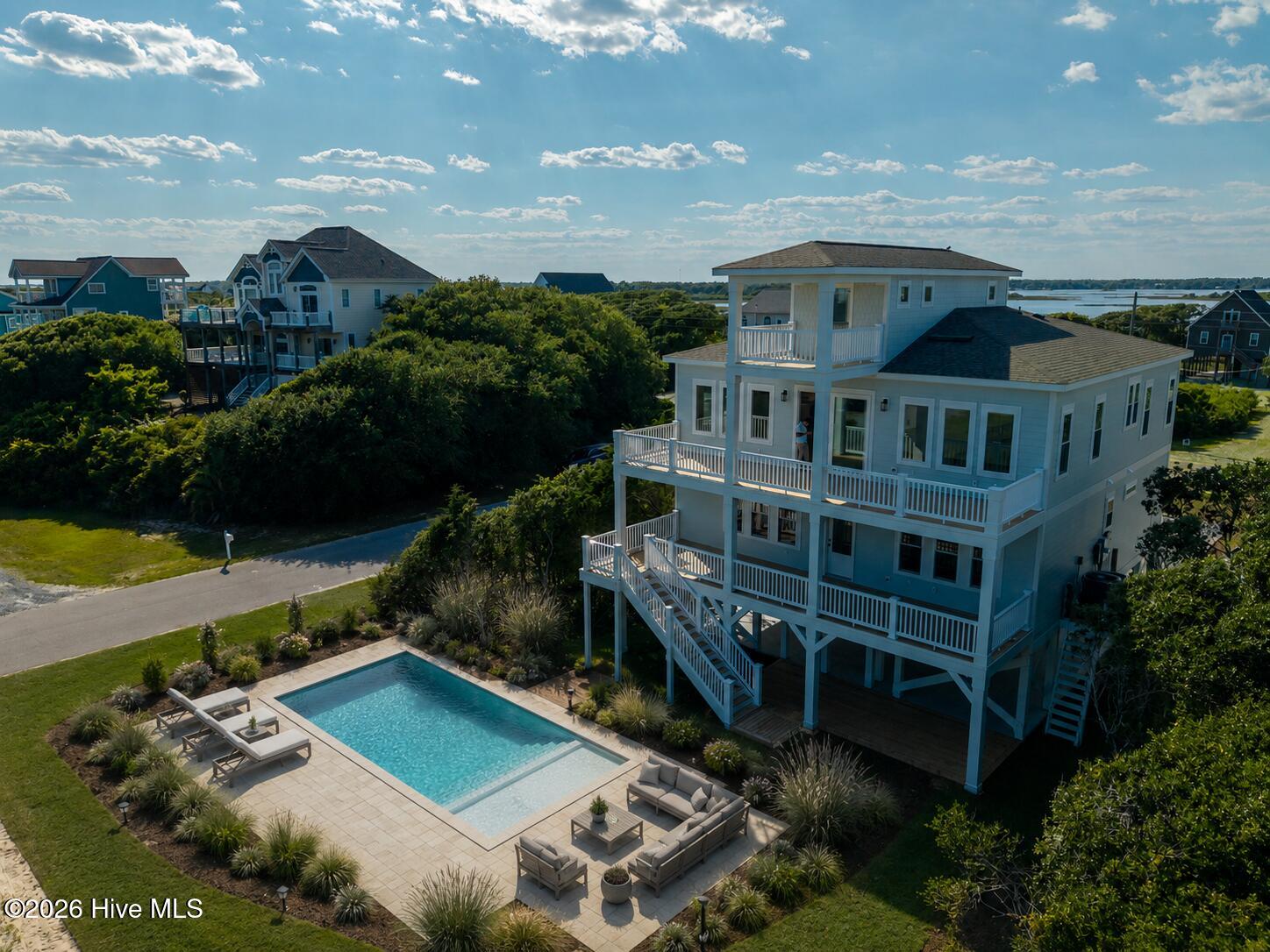 1 Bottlenose Boulevard Property Photo 2