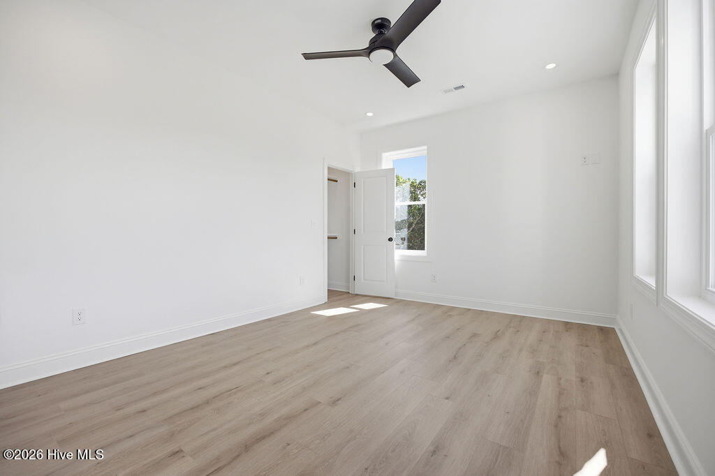 1 Bottlenose Boulevard Property Photo 37