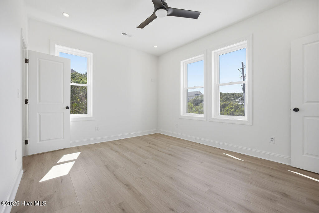 1 Bottlenose Boulevard Property Photo 38