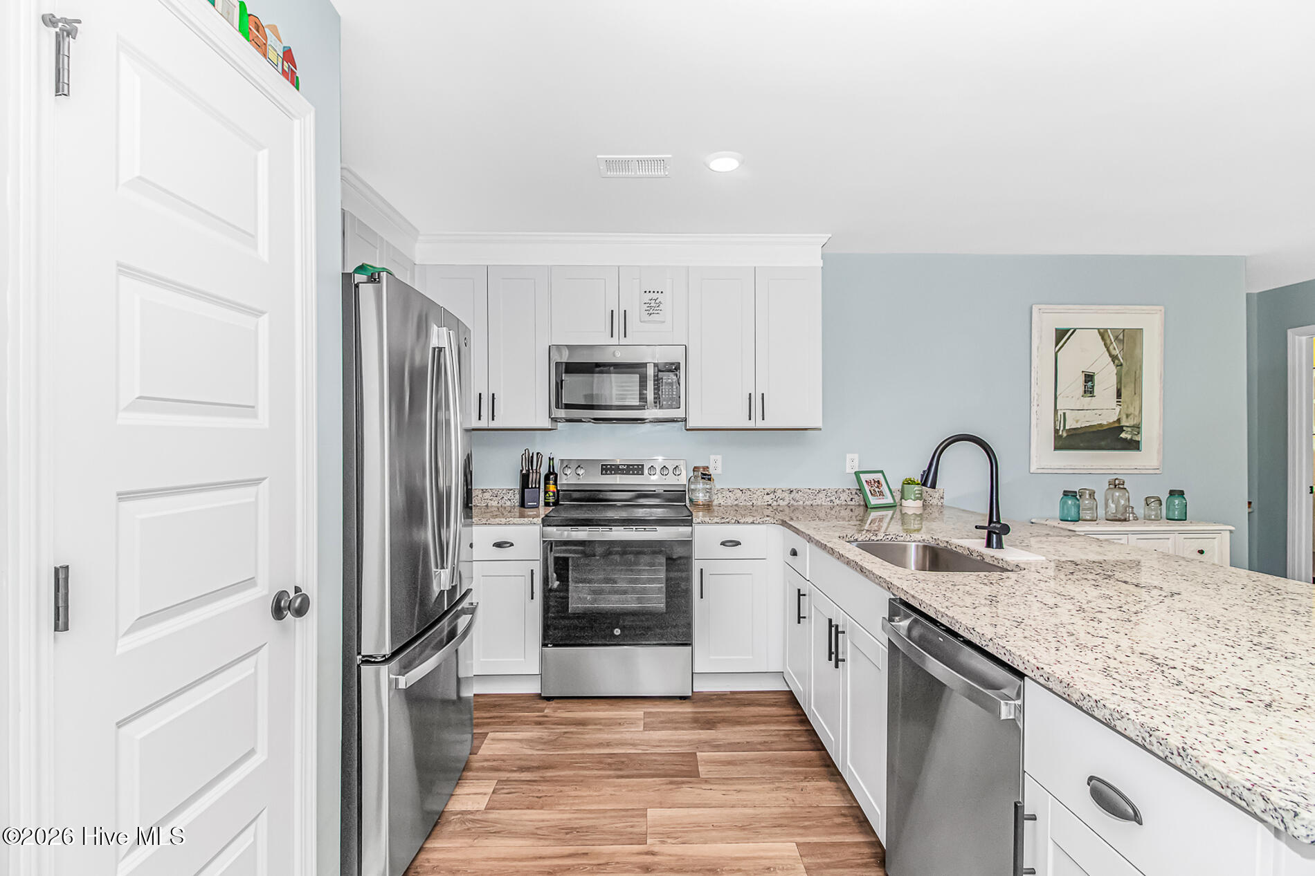 240 Birchwood Drive Property Photo 10