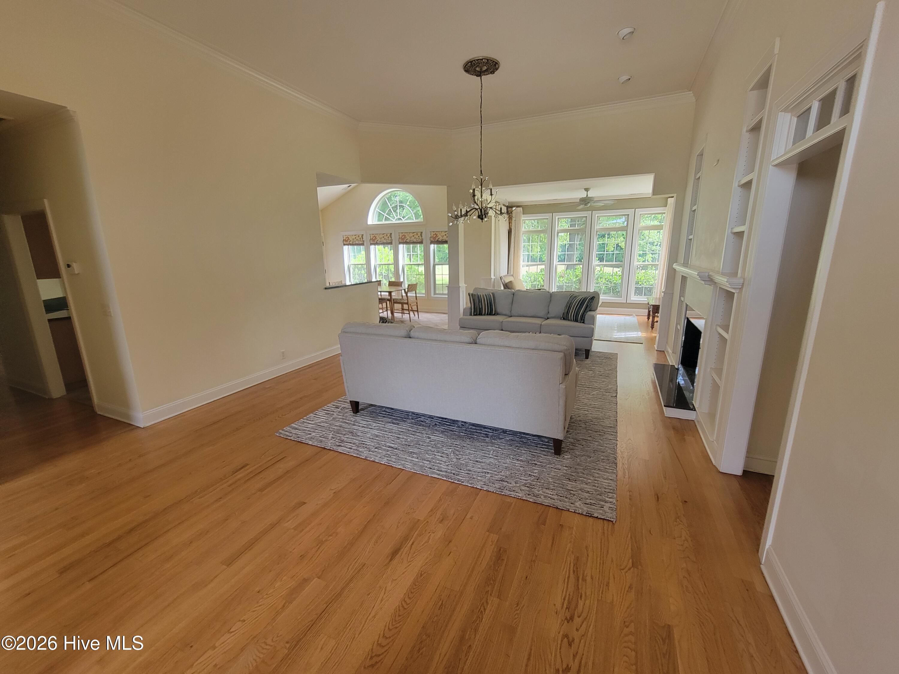 62 Abbington Place Sw Property Photo 5