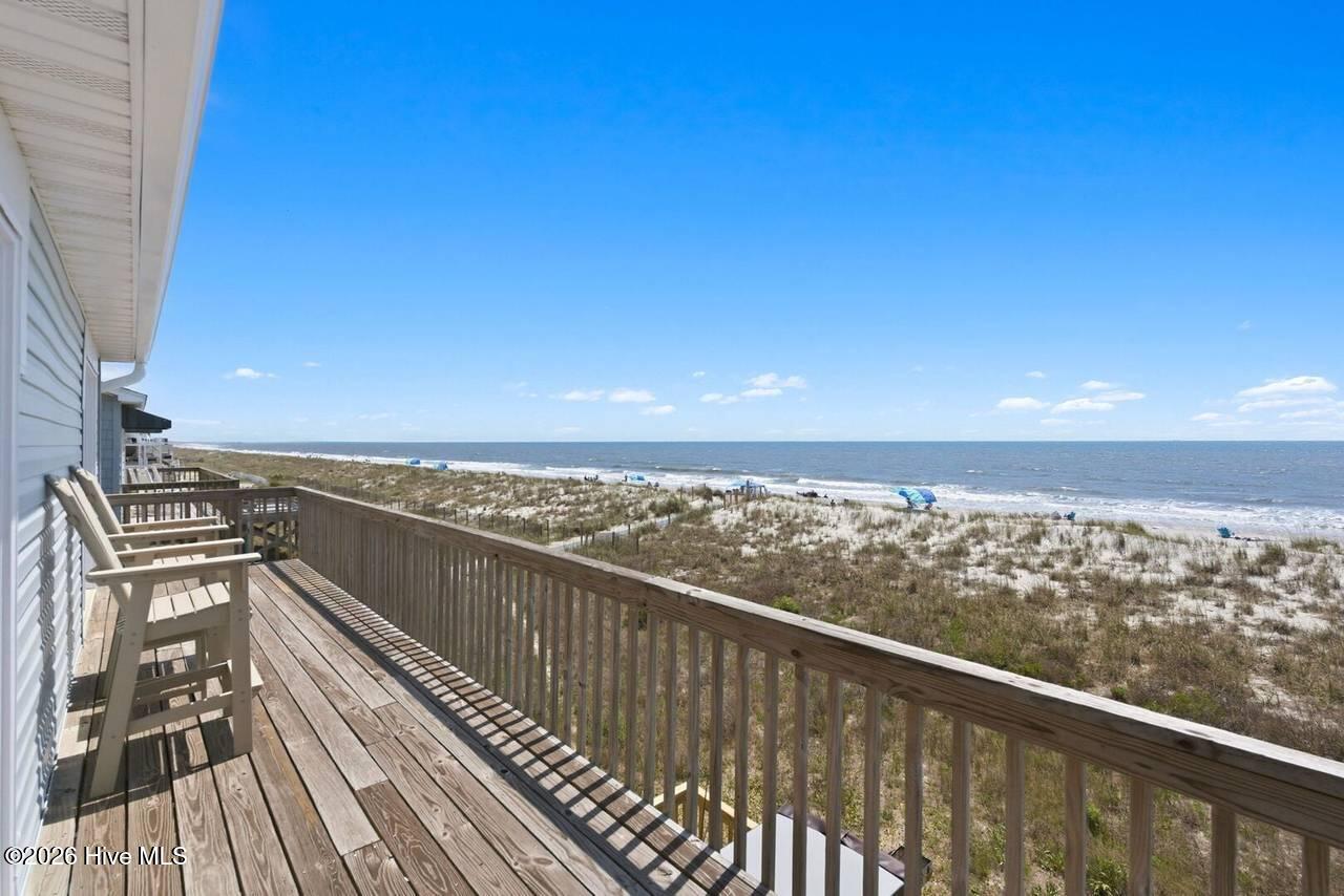 4327 E Beach Drive Property Photo 37