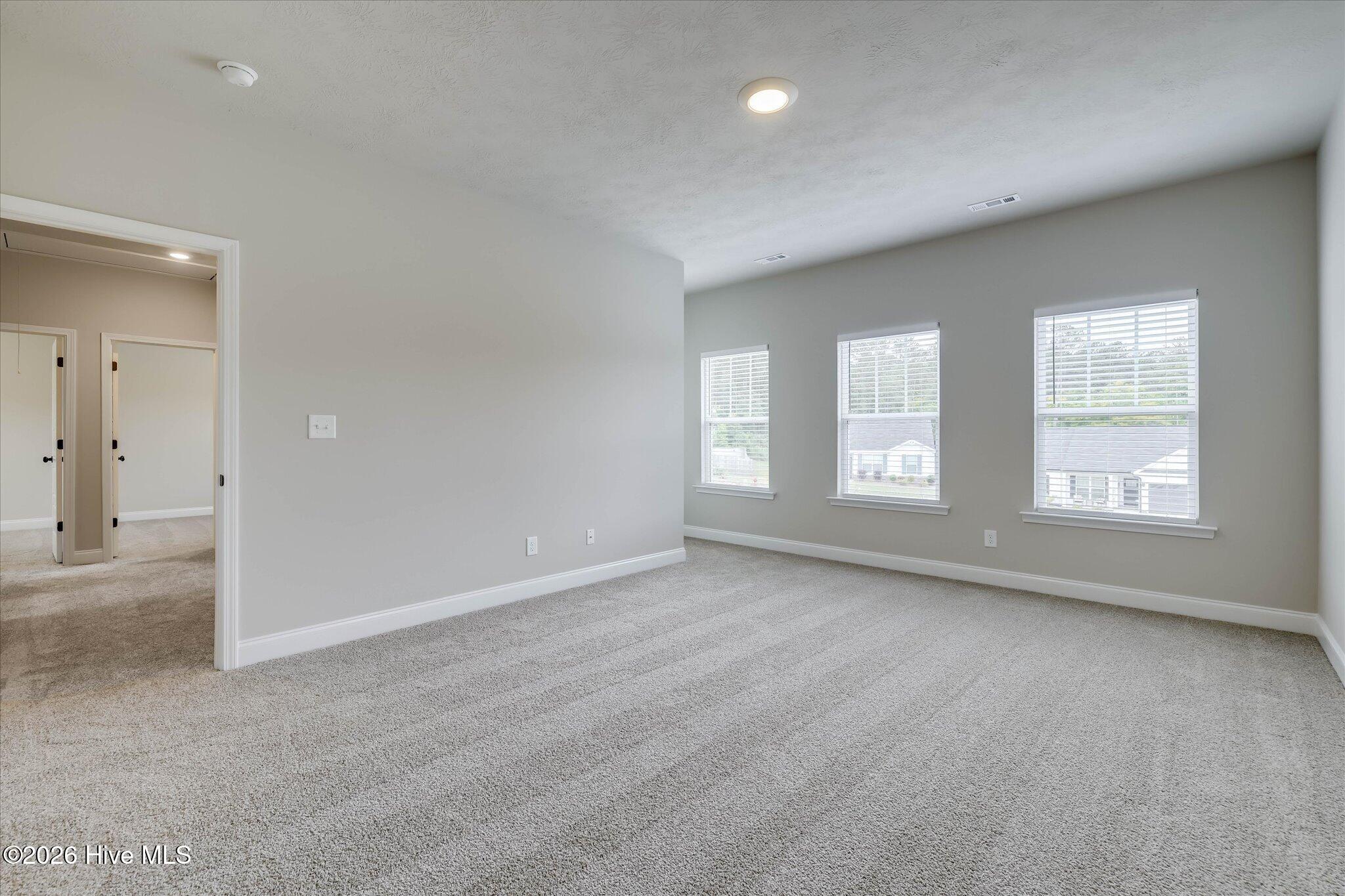 241 Silver Court Property Photo 24