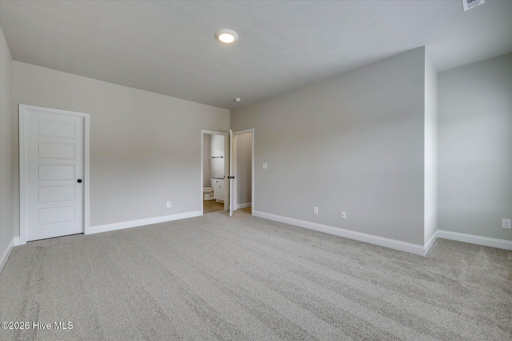 241 Silver Court Property Photo 25