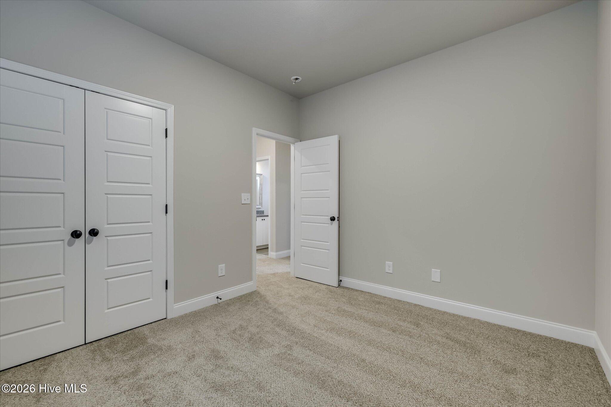 241 Silver Court Property Photo 32