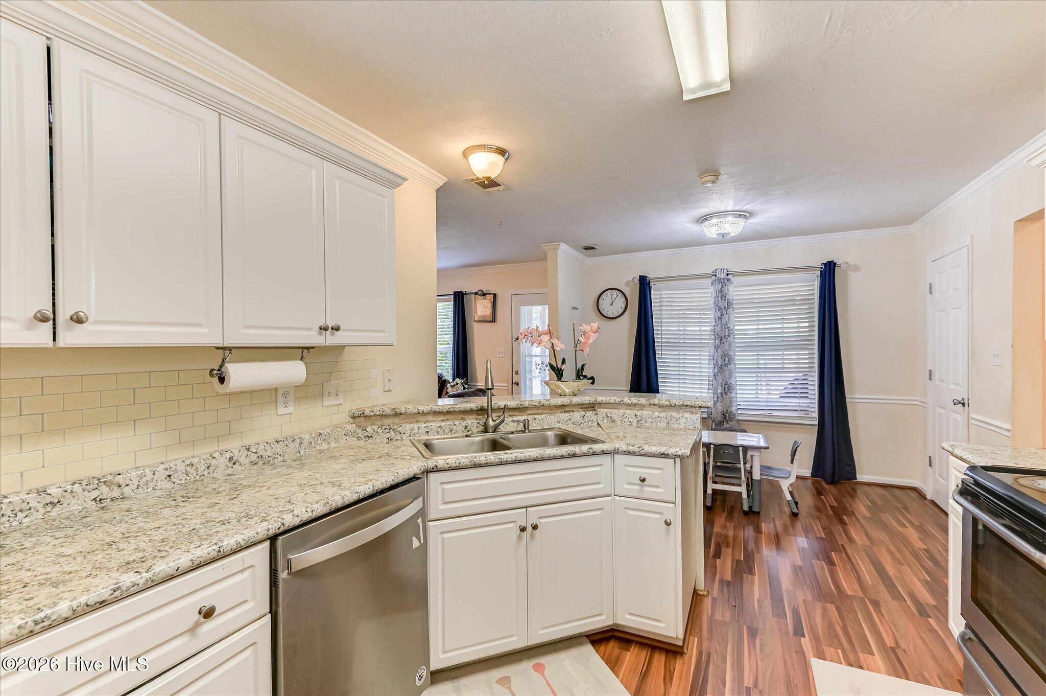 6121 Independence Way Property Photo 17