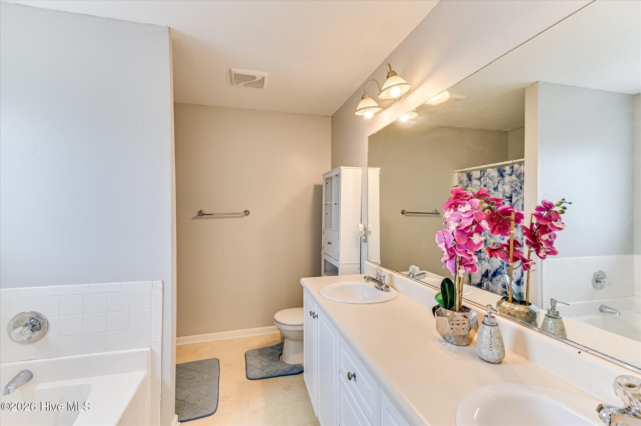 6121 Independence Way Property Photo 27