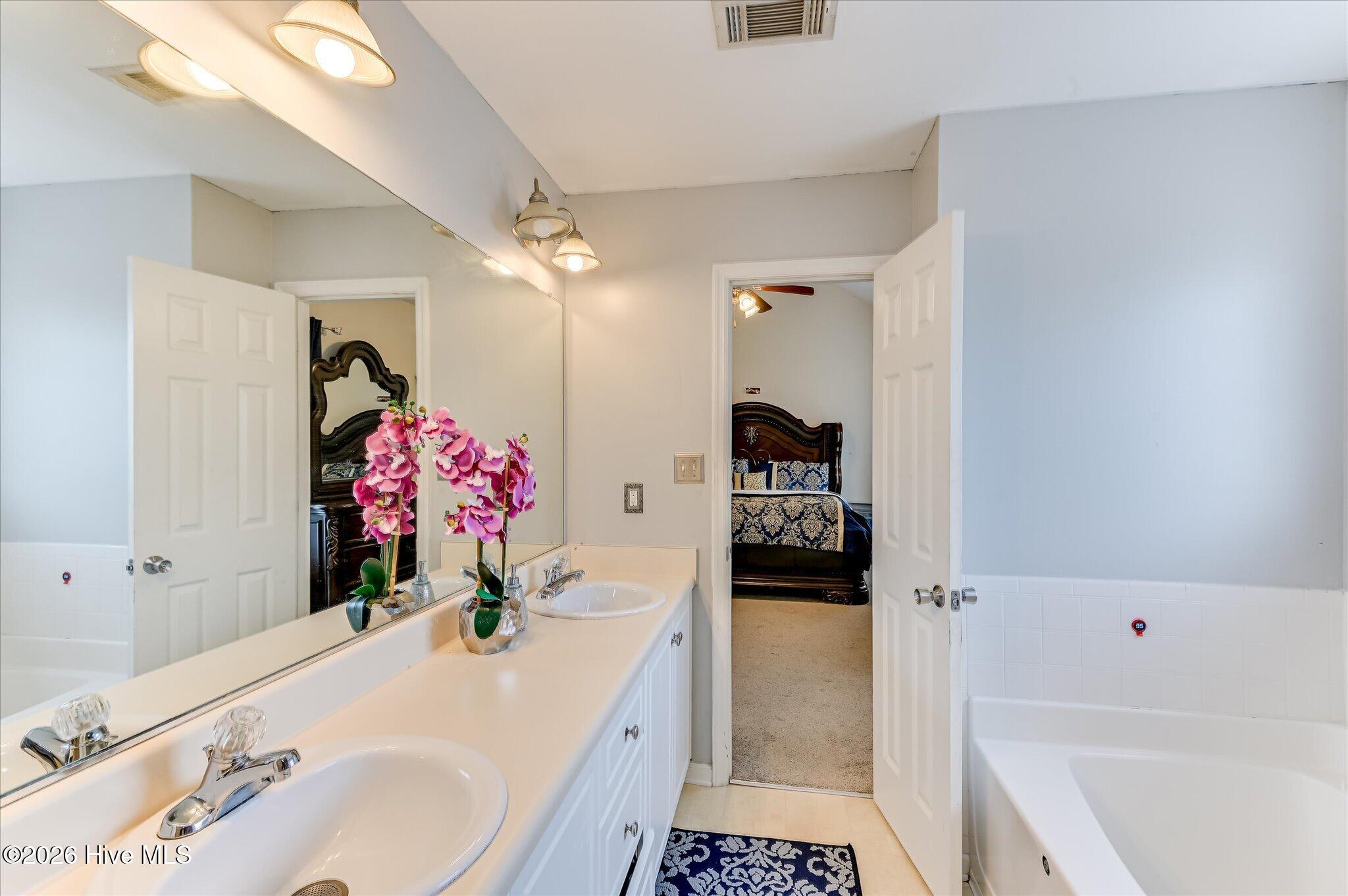 6121 Independence Way Property Photo 28
